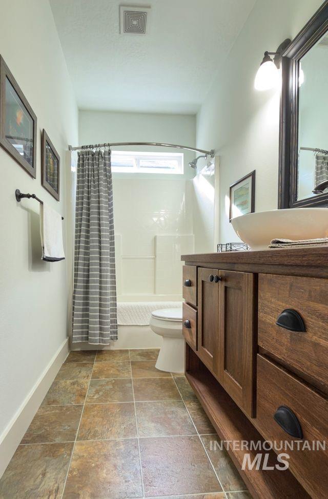 1749 E Sagemoor Drive, Meridian, Idaho 83642, 3 Bedrooms, 2 Bathrooms, Residential For Sale, Price $454,000,MLS 98982878