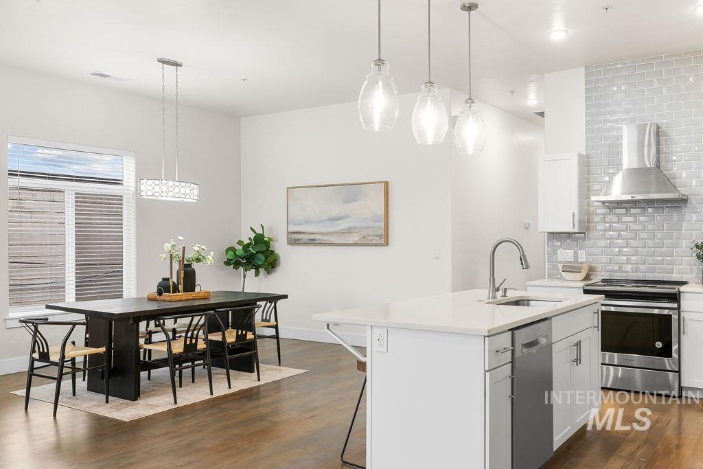 1424 W Front St, Boise, Idaho 83702, 3 Bedrooms, 2 Bathrooms, Residential For Sale, Price $657,000,MLS 98982883