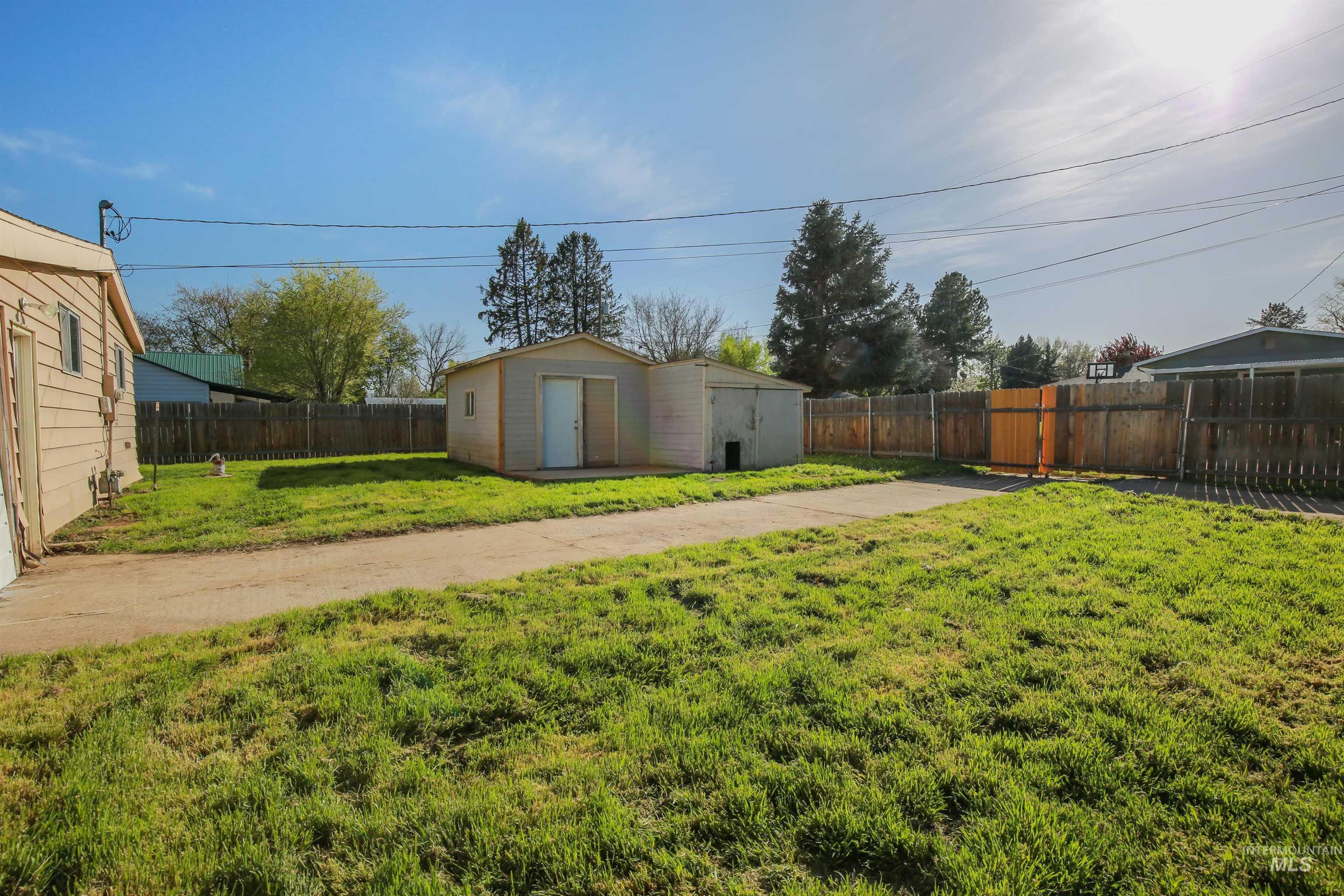 1535 N. 6th Street, Payette, Idaho 83661, 3 Bedrooms, 1.5 Bathrooms, Residential For Sale, Price $278,500,MLS 98982884