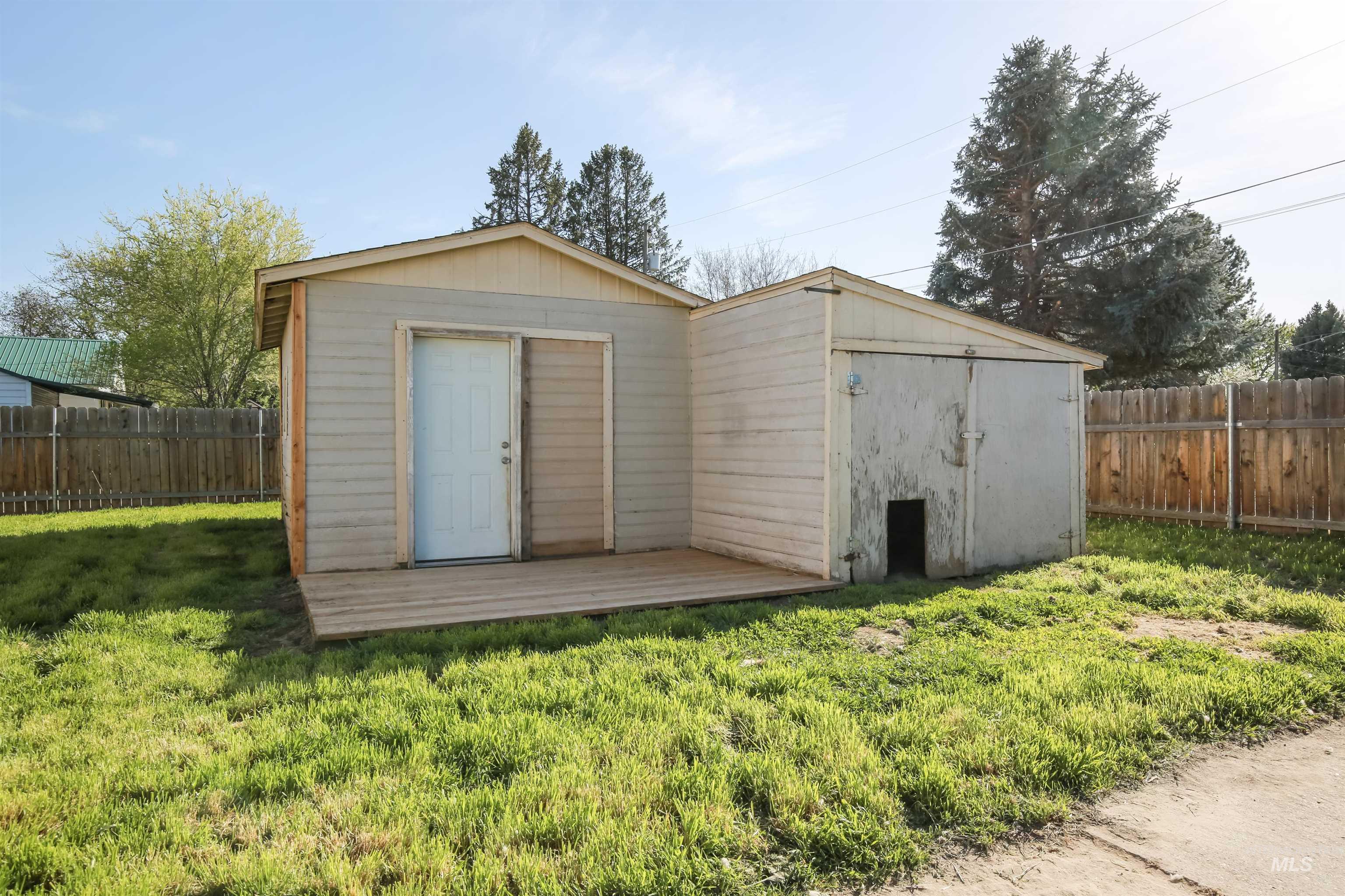 1535 N. 6th Street, Payette, Idaho 83661, 3 Bedrooms, 1.5 Bathrooms, Residential For Sale, Price $278,500,MLS 98982884