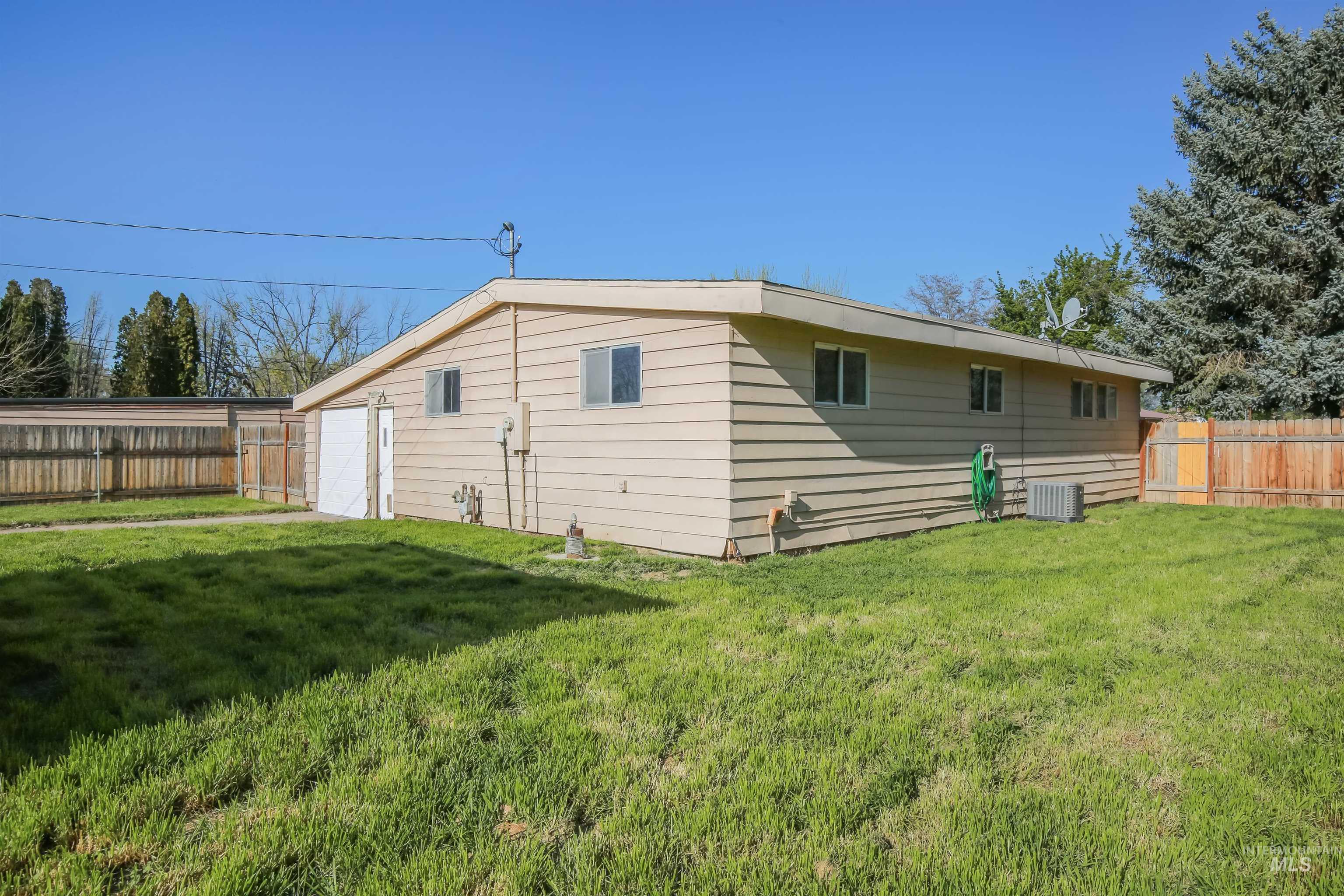 1535 N. 6th Street, Payette, Idaho 83661, 3 Bedrooms, 1.5 Bathrooms, Residential For Sale, Price $278,500,MLS 98982884