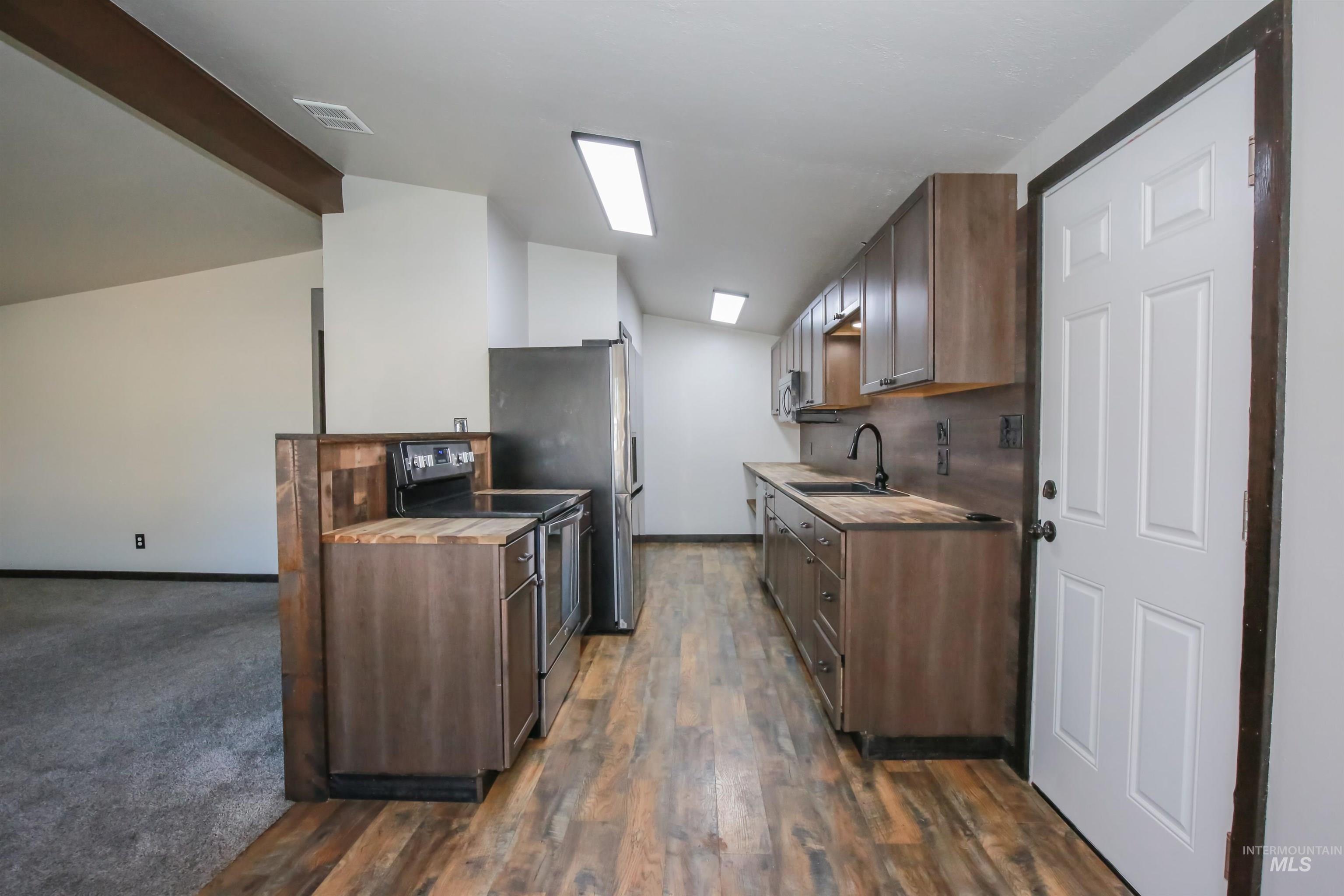 1535 N. 6th Street, Payette, Idaho 83661, 3 Bedrooms, 1.5 Bathrooms, Residential For Sale, Price $278,500,MLS 98982884