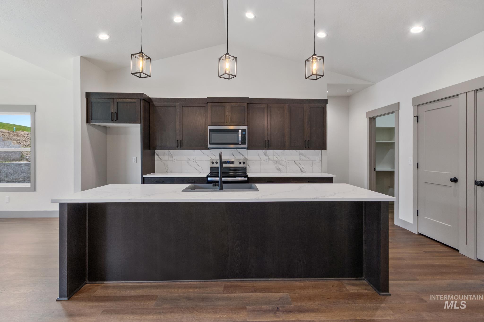 885 S Iowa Ave, Payette, Idaho 83661, 4 Bedrooms, 2 Bathrooms, Residential For Sale, Price $430,000, 98982886