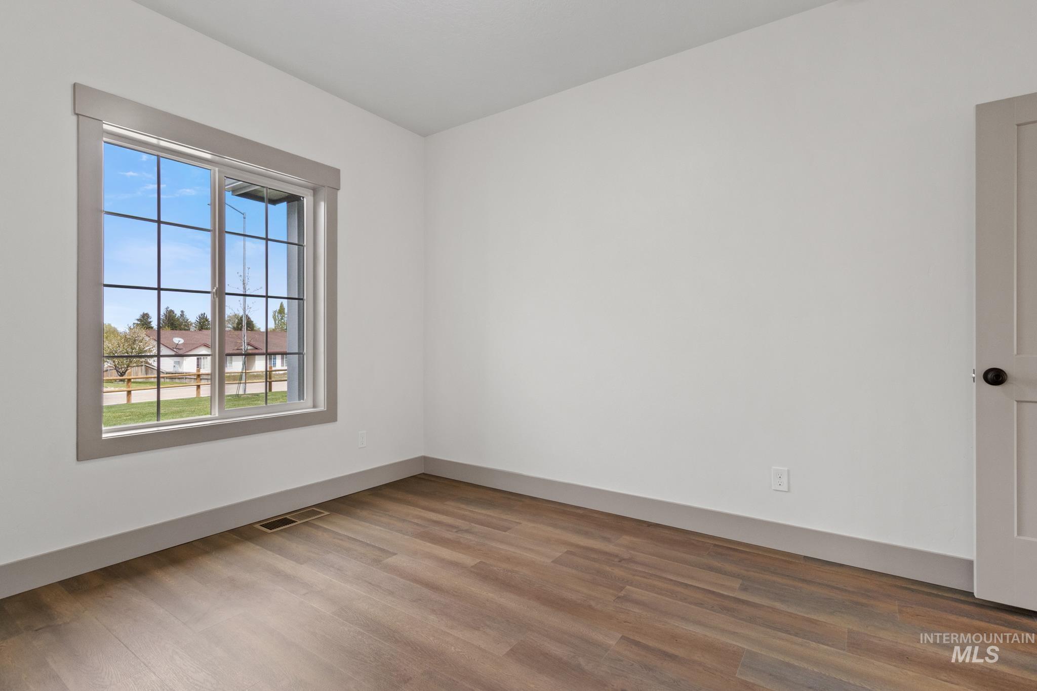 885 S Iowa Ave, Payette, Idaho 83661, 4 Bedrooms, 2 Bathrooms, Residential For Sale, Price $430,000, 98982886