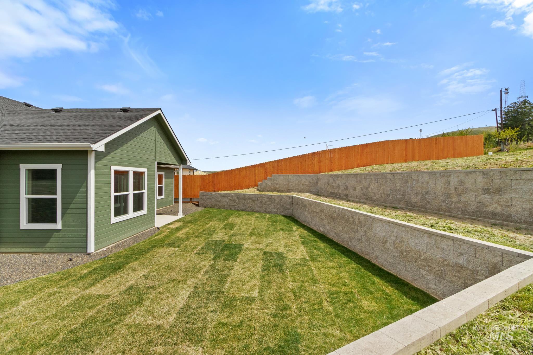 885 S Iowa Ave, Payette, Idaho 83661, 4 Bedrooms, 2 Bathrooms, Residential For Sale, Price $430,000, 98982886