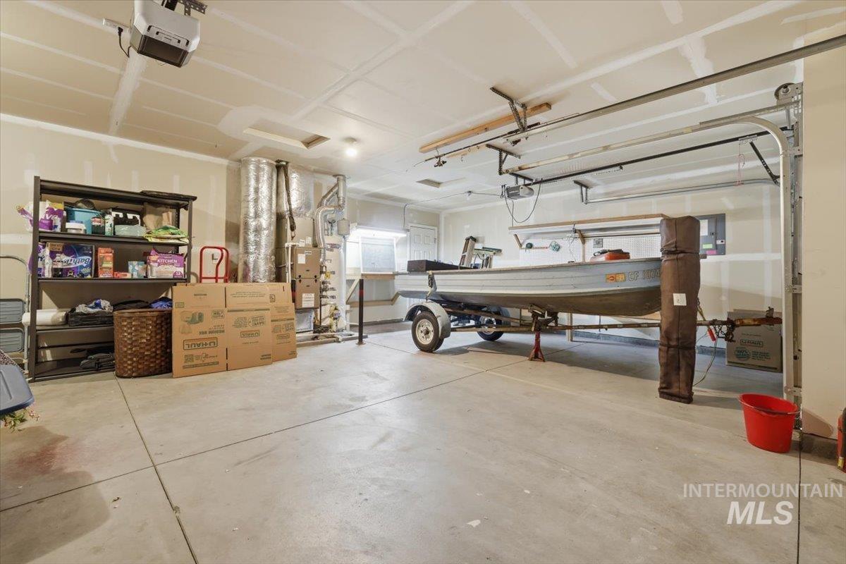 952 S Benewah Lake Ave, Middleton, Idaho 83644, 3 Bedrooms, 2 Bathrooms, Residential For Sale, Price $385,000, 98982890