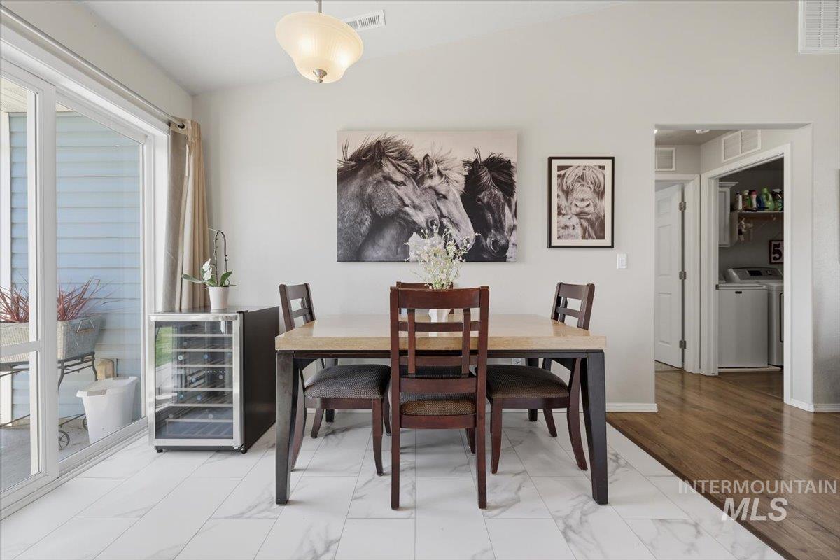 952 S Benewah Lake Ave, Middleton, Idaho 83644, 3 Bedrooms, 2 Bathrooms, Residential For Sale, Price $385,000, 98982890