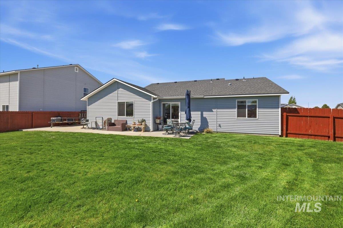 952 S Benewah Lake Ave, Middleton, Idaho 83644, 3 Bedrooms, 2 Bathrooms, Residential For Sale, Price $385,000, 98982890