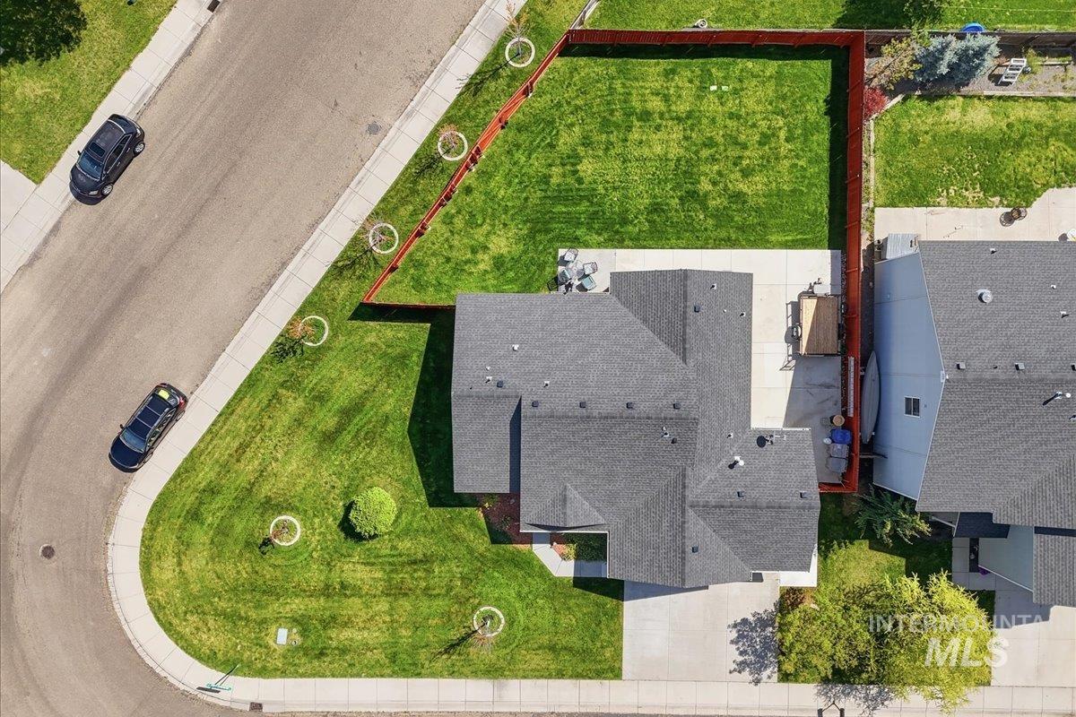 952 S Benewah Lake Ave, Middleton, Idaho 83644, 3 Bedrooms, 2 Bathrooms, Residential For Sale, Price $385,000, 98982890