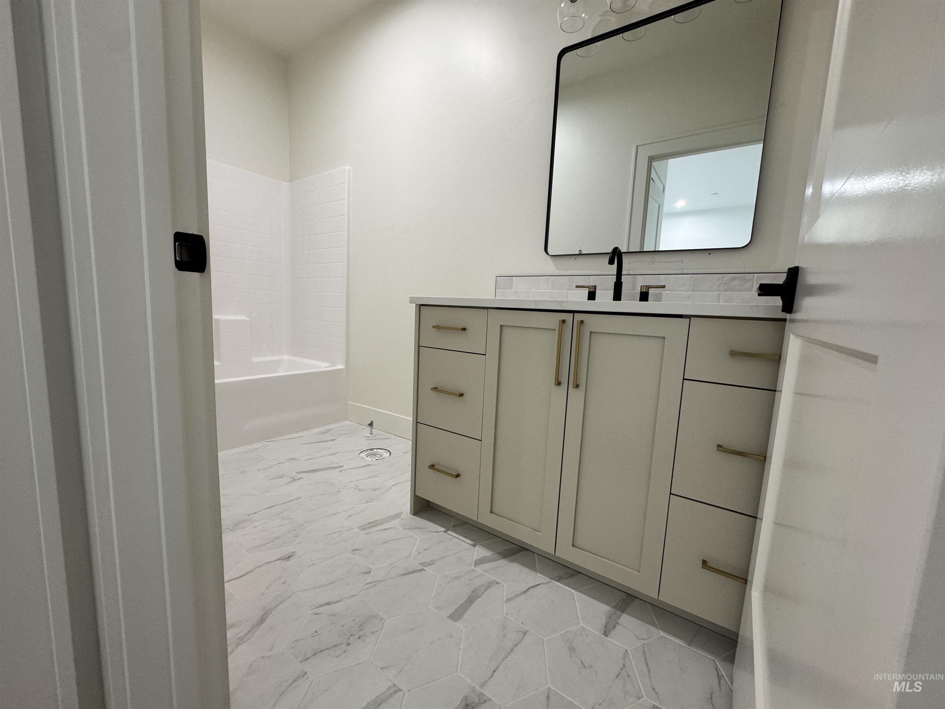 TBD SW Raber, Mountain Home, Idaho 83647, 4 Bedrooms, 3.5 Bathrooms, Residential For Sale, Price $1,250,000, 98982892