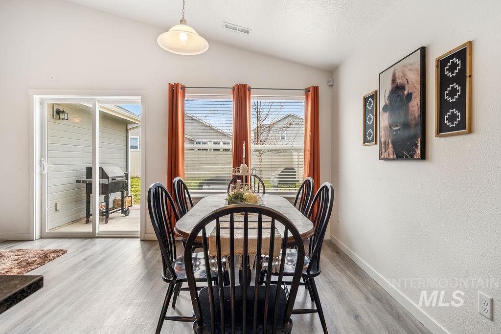 3953 E Hags Head St, Nampa, Idaho 83686, 4 Bedrooms, 2 Bathrooms, Residential For Sale, Price $470,000,MLS 98982894