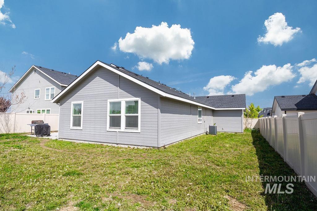 3953 E Hags Head St, Nampa, Idaho 83686, 4 Bedrooms, 2 Bathrooms, Residential For Sale, Price $470,000,MLS 98982894
