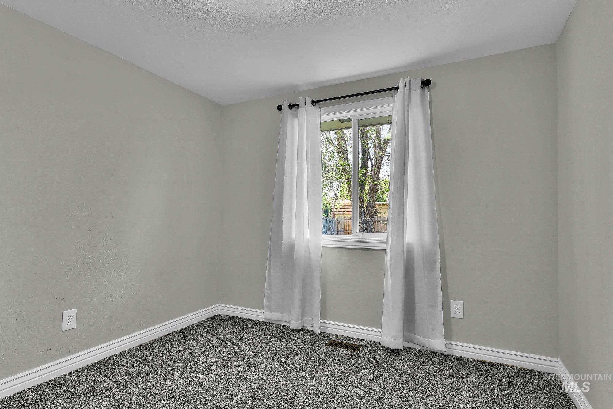 353 S Ash Ave, Kuna, Idaho 83634, 3 Bedrooms, 1 Bathroom, Residential For Sale, Price $349,900, 98982895