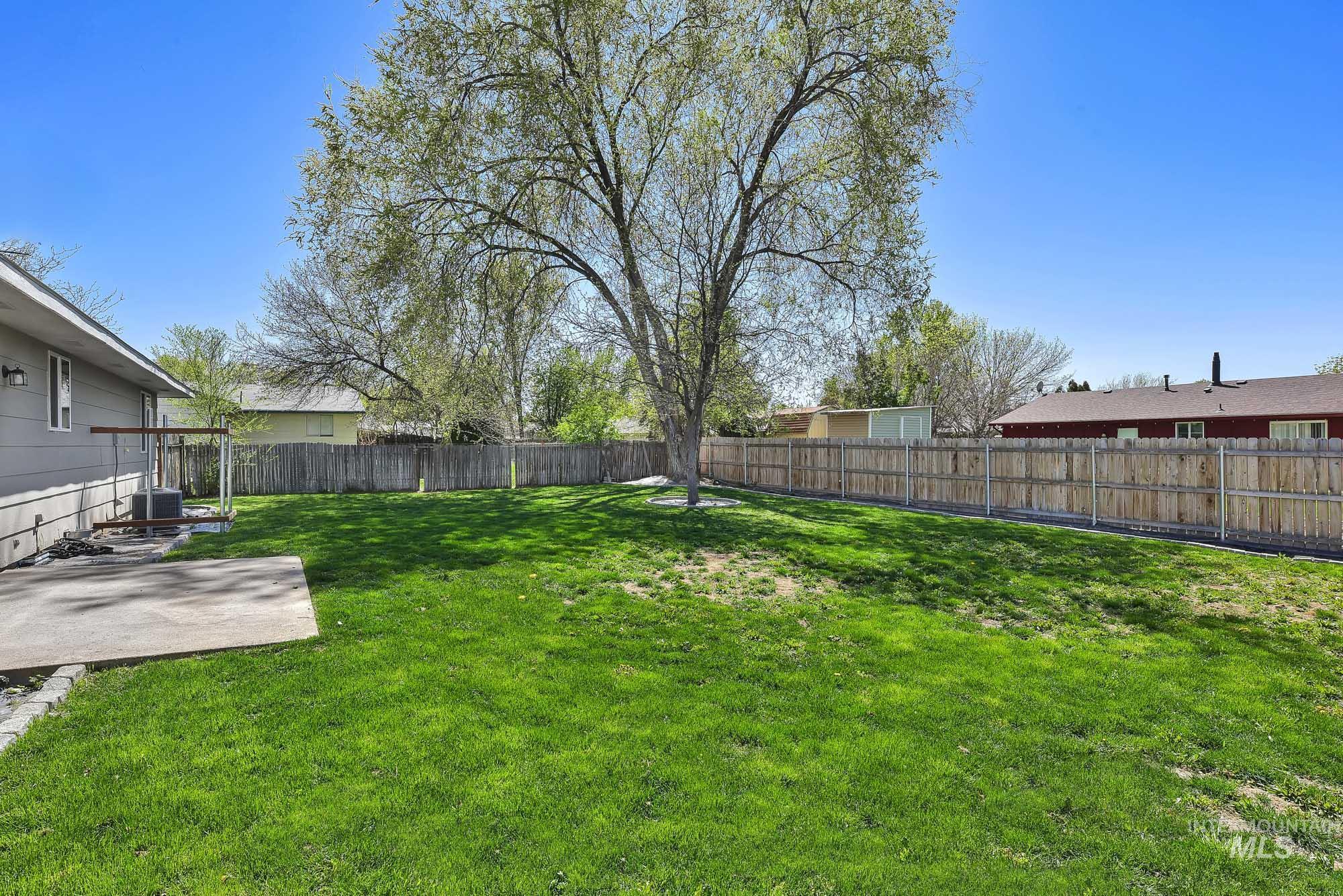 353 S Ash Ave, Kuna, Idaho 83634, 3 Bedrooms, 1 Bathroom, Residential For Sale, Price $349,900, 98982895