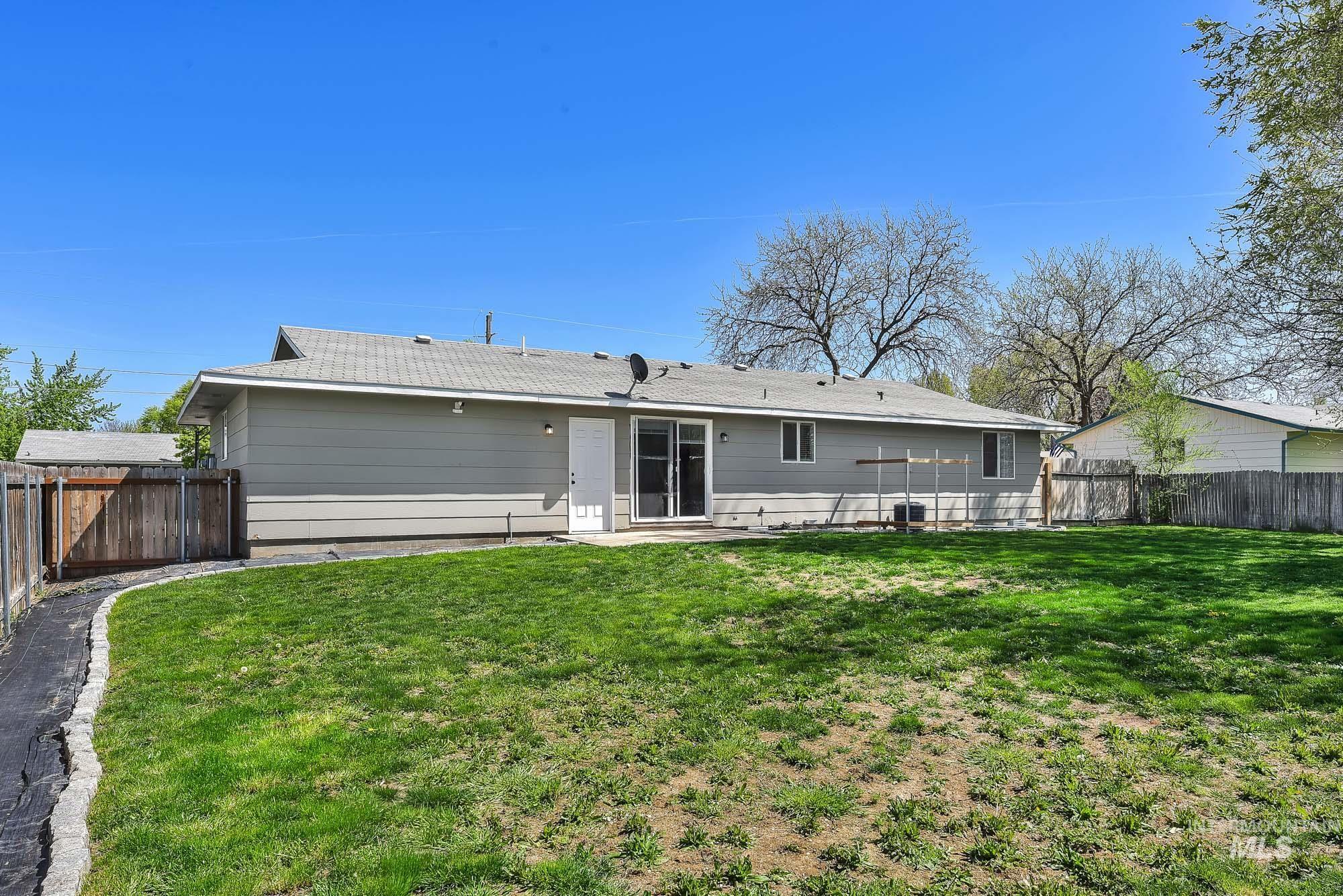 353 S Ash Ave, Kuna, Idaho 83634, 3 Bedrooms, 1 Bathroom, Residential For Sale, Price $359,900, 98982895