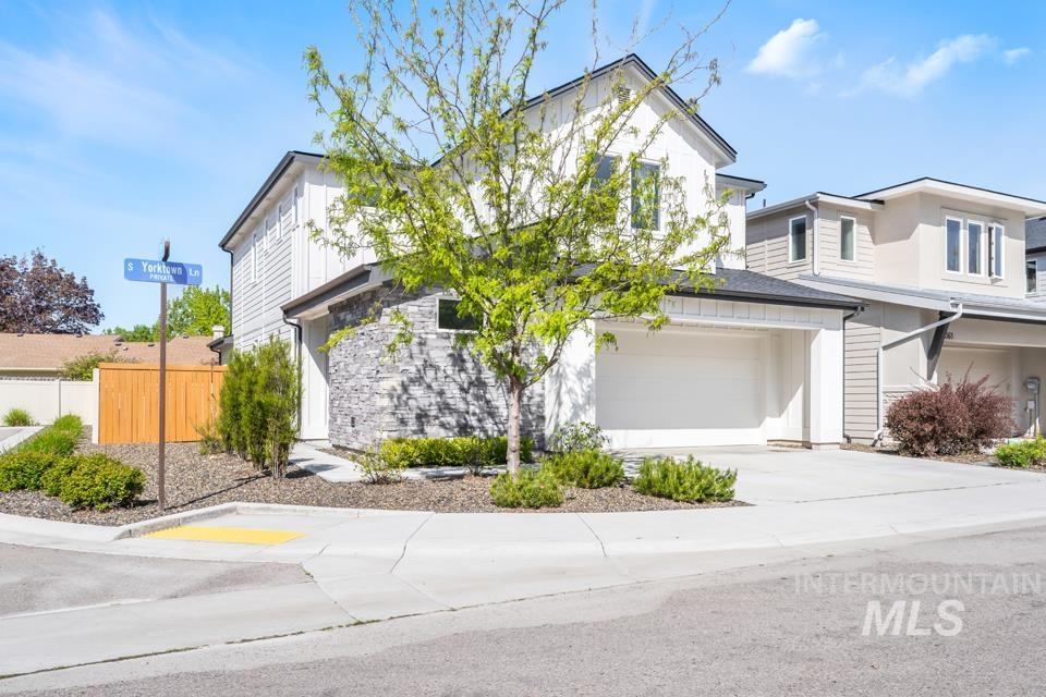 3379 S Yorktown, Boise, Idaho 83706, 4 Bedrooms, 2.5 Bathrooms, Residential For Sale, Price $759,950, 98982901