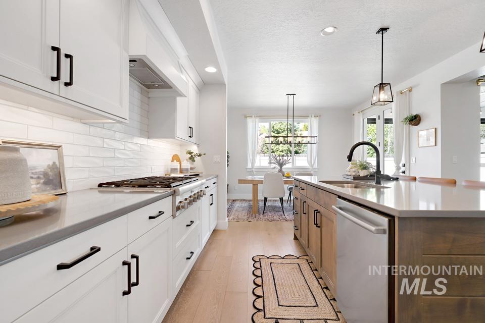 3379 S Yorktown, Boise, Idaho 83706, 4 Bedrooms, 2.5 Bathrooms, Residential For Sale, Price $759,950, 98982901