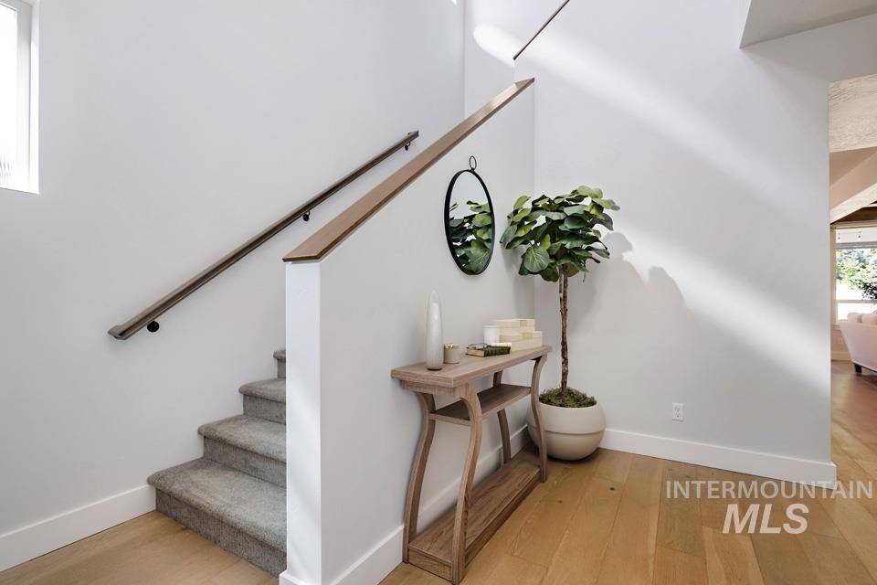 3379 S Yorktown, Boise, Idaho 83706, 4 Bedrooms, 2.5 Bathrooms, Residential For Sale, Price $759,950, 98982901