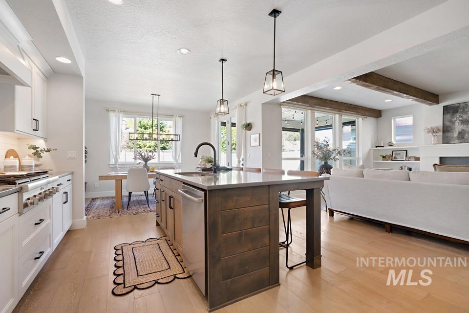 3379 S Yorktown, Boise, Idaho 83706, 4 Bedrooms, 2.5 Bathrooms, Residential For Sale, Price $759,950, 98982901