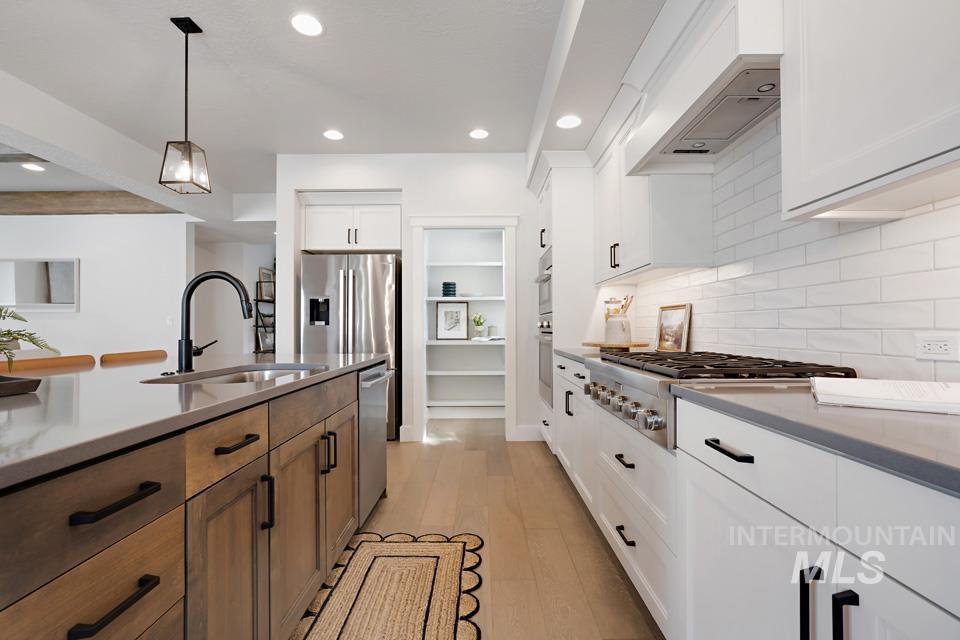 3379 S Yorktown, Boise, Idaho 83706, 4 Bedrooms, 2.5 Bathrooms, Residential For Sale, Price $759,950, 98982901