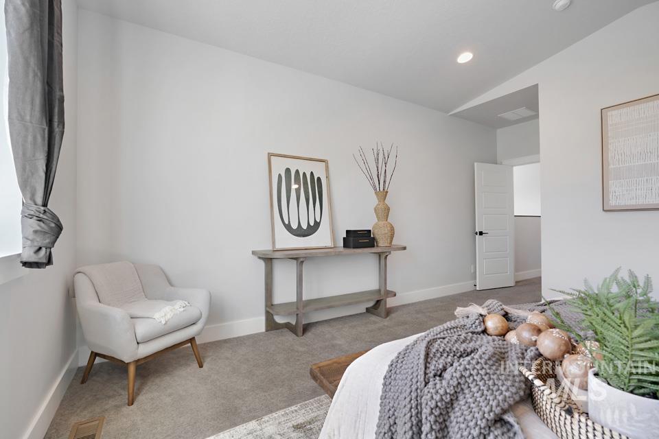 3379 S Yorktown, Boise, Idaho 83706, 4 Bedrooms, 2.5 Bathrooms, Residential For Sale, Price $759,950, 98982901