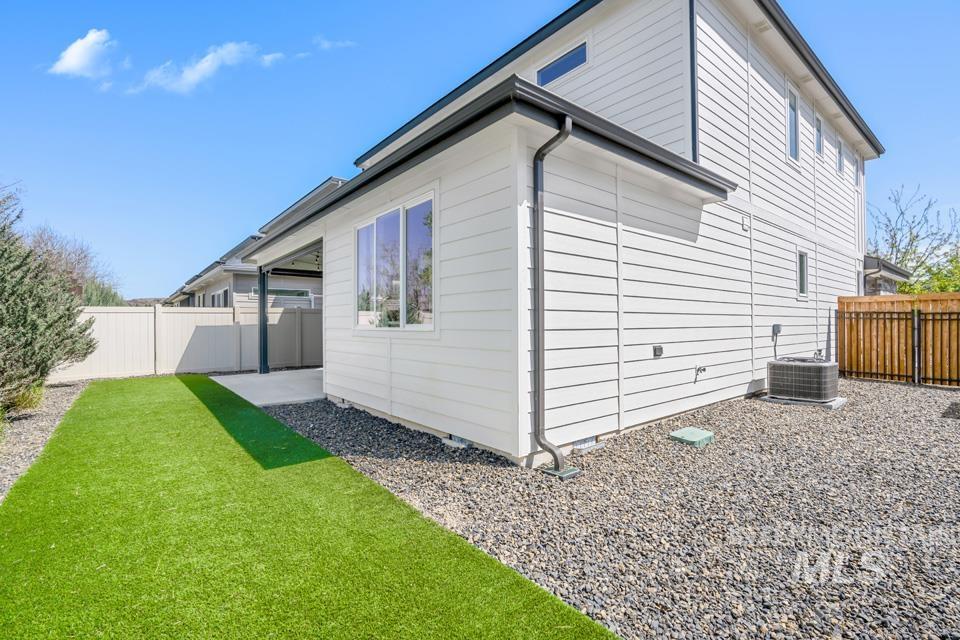 3379 S Yorktown, Boise, Idaho 83706, 4 Bedrooms, 2.5 Bathrooms, Residential For Sale, Price $759,950, 98982901