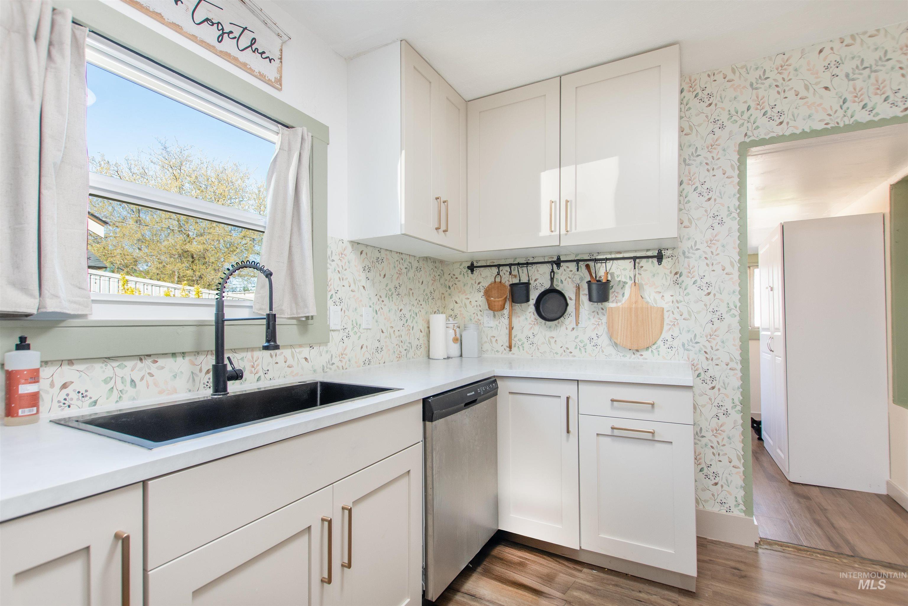 507 6th Ave S, Nampa, Idaho 83651, 2 Bedrooms, 1 Bathroom, Residential For Sale, Price $290,000, 98982902