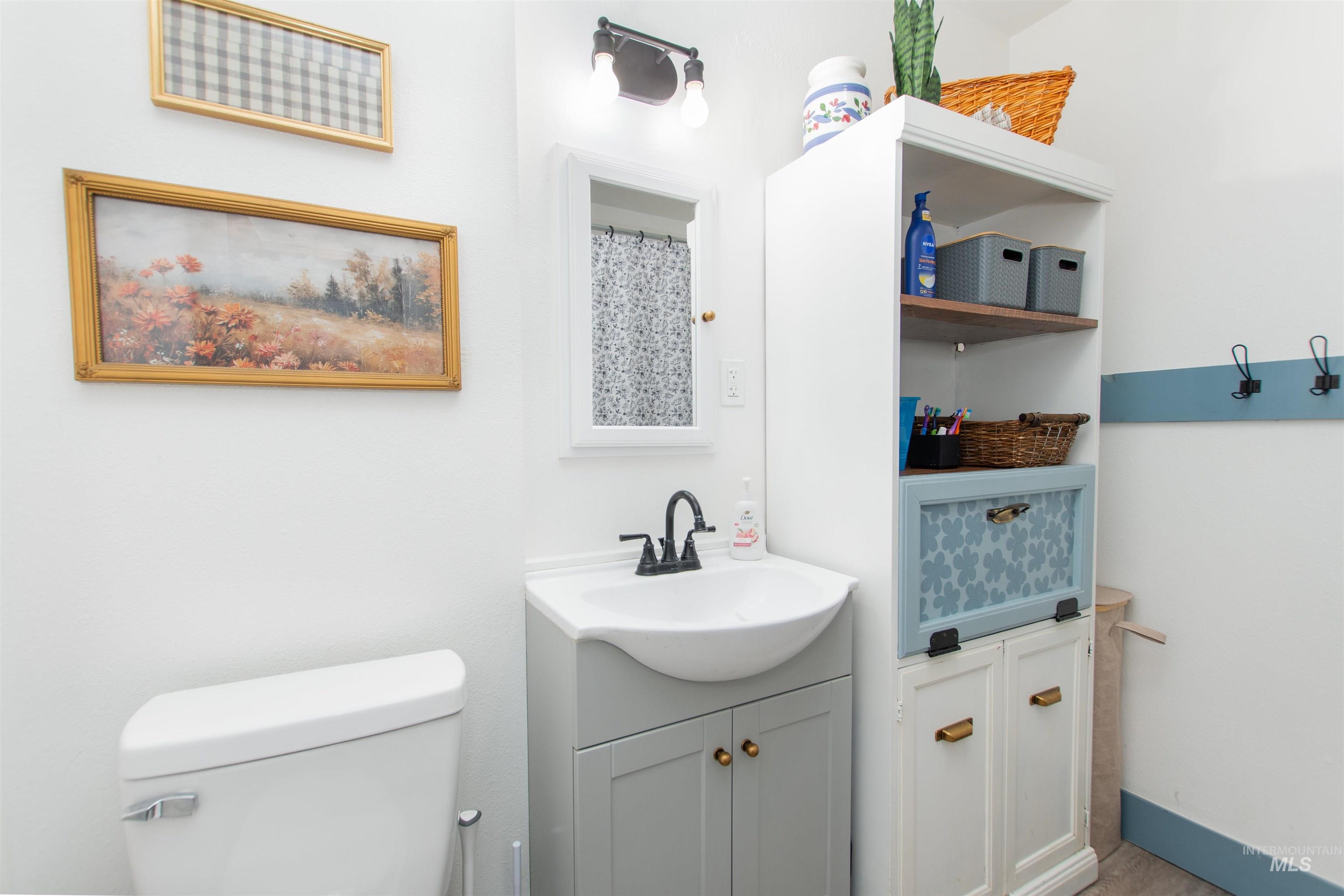 507 6th Ave S, Nampa, Idaho 83651, 2 Bedrooms, 1 Bathroom, Residential For Sale, Price $290,000, 98982902