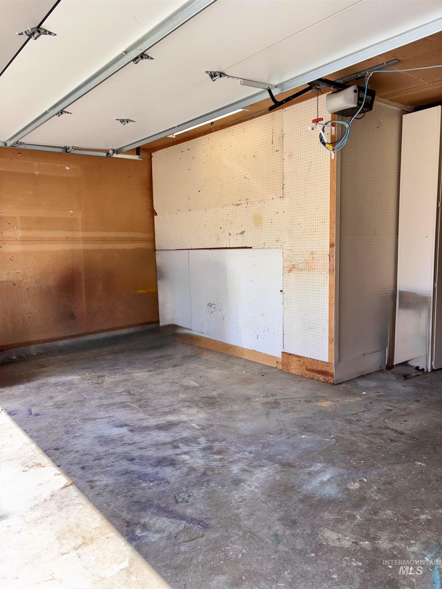 1603 Alder St., Caldwell, Idaho 83605, 4 Bedrooms, 2 Bathrooms, Residential For Sale, Price $315,000,MLS 98982903