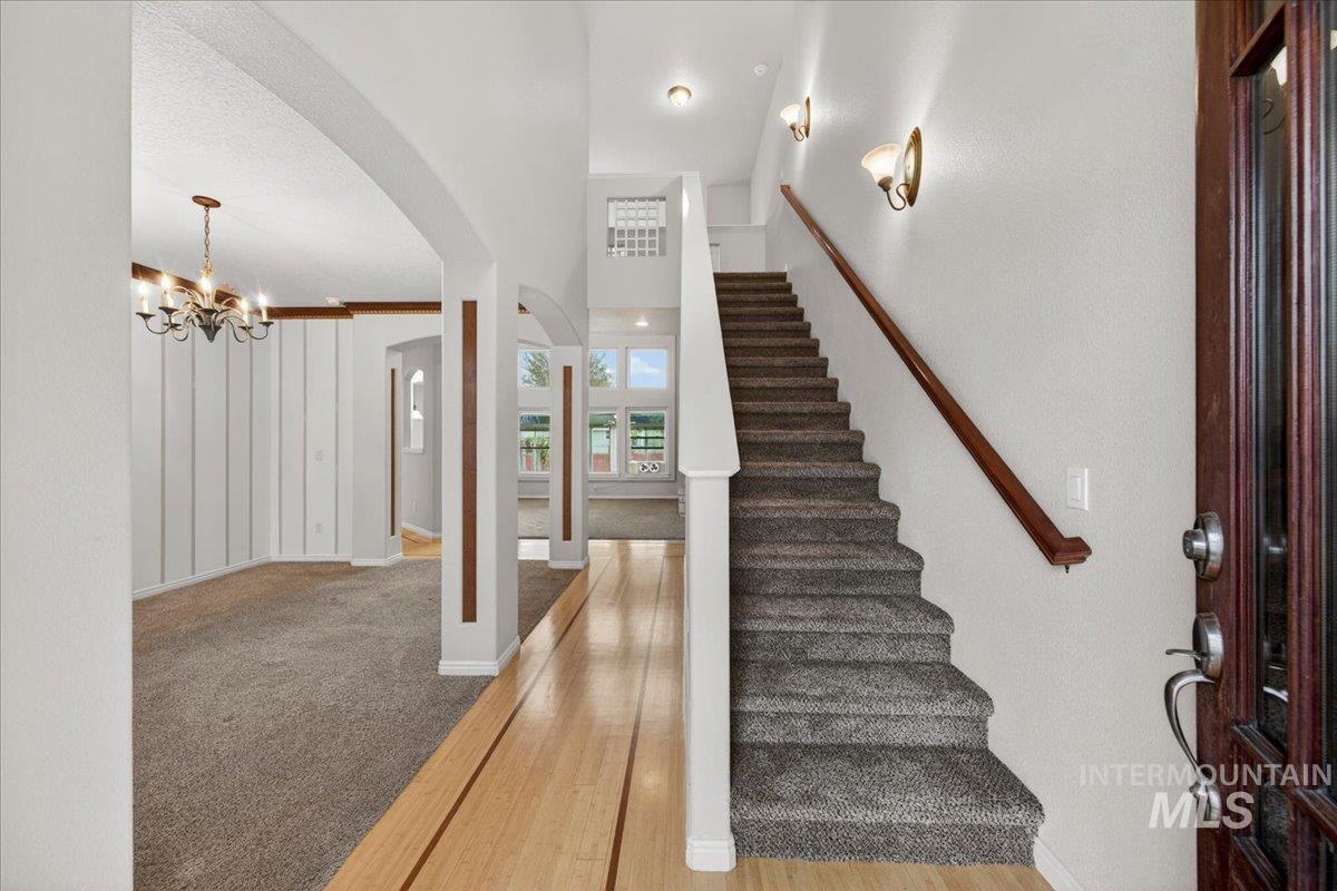 462 S Waterton Ave, Eagle, Idaho 83616, 4 Bedrooms, 2.5 Bathrooms, Residential For Sale, Price $699,990,MLS 98982904