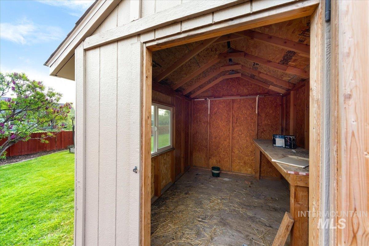 462 S Waterton Ave, Eagle, Idaho 83616, 4 Bedrooms, 2.5 Bathrooms, Residential For Sale, Price $699,990,MLS 98982904