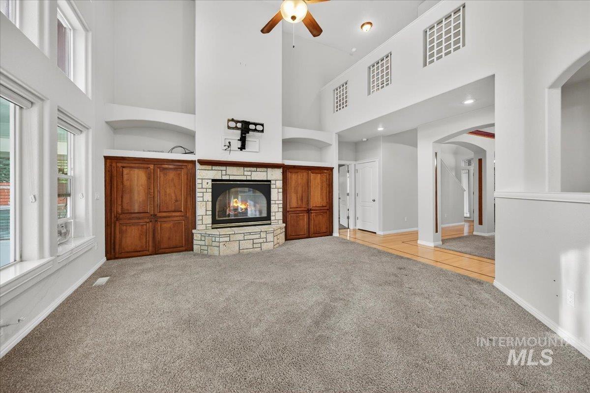 462 S Waterton Ave, Eagle, Idaho 83616, 4 Bedrooms, 2.5 Bathrooms, Residential For Sale, Price $689,990,MLS 98982904