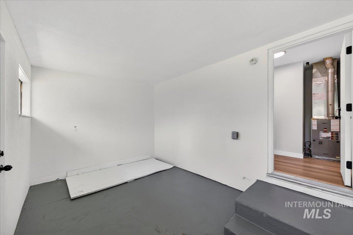 205 Meyer Ave, Nampa, Idaho 83686, 3 Bedrooms, 1 Bathroom, Residential For Sale, Price $325,000, 98982905