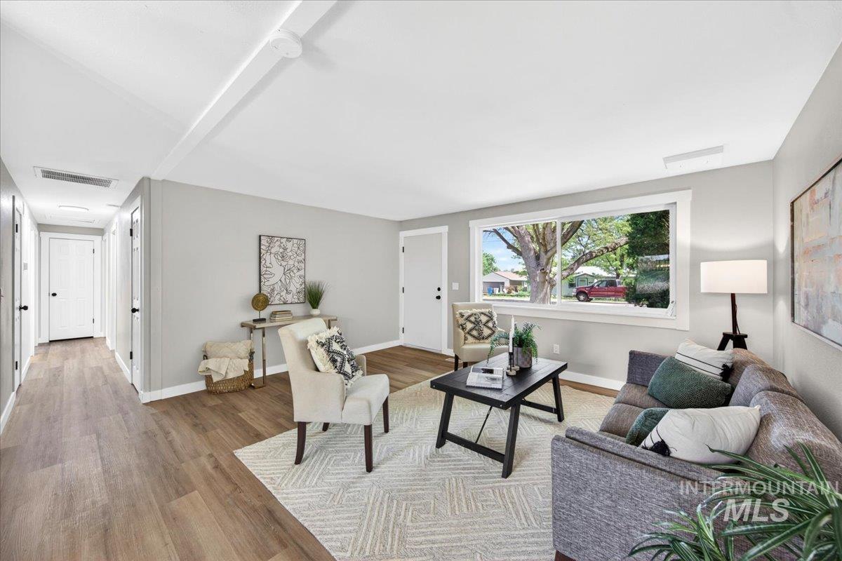 205 Meyer Ave, Nampa, Idaho 83686, 3 Bedrooms, 1 Bathroom, Residential For Sale, Price $325,000, 98982905