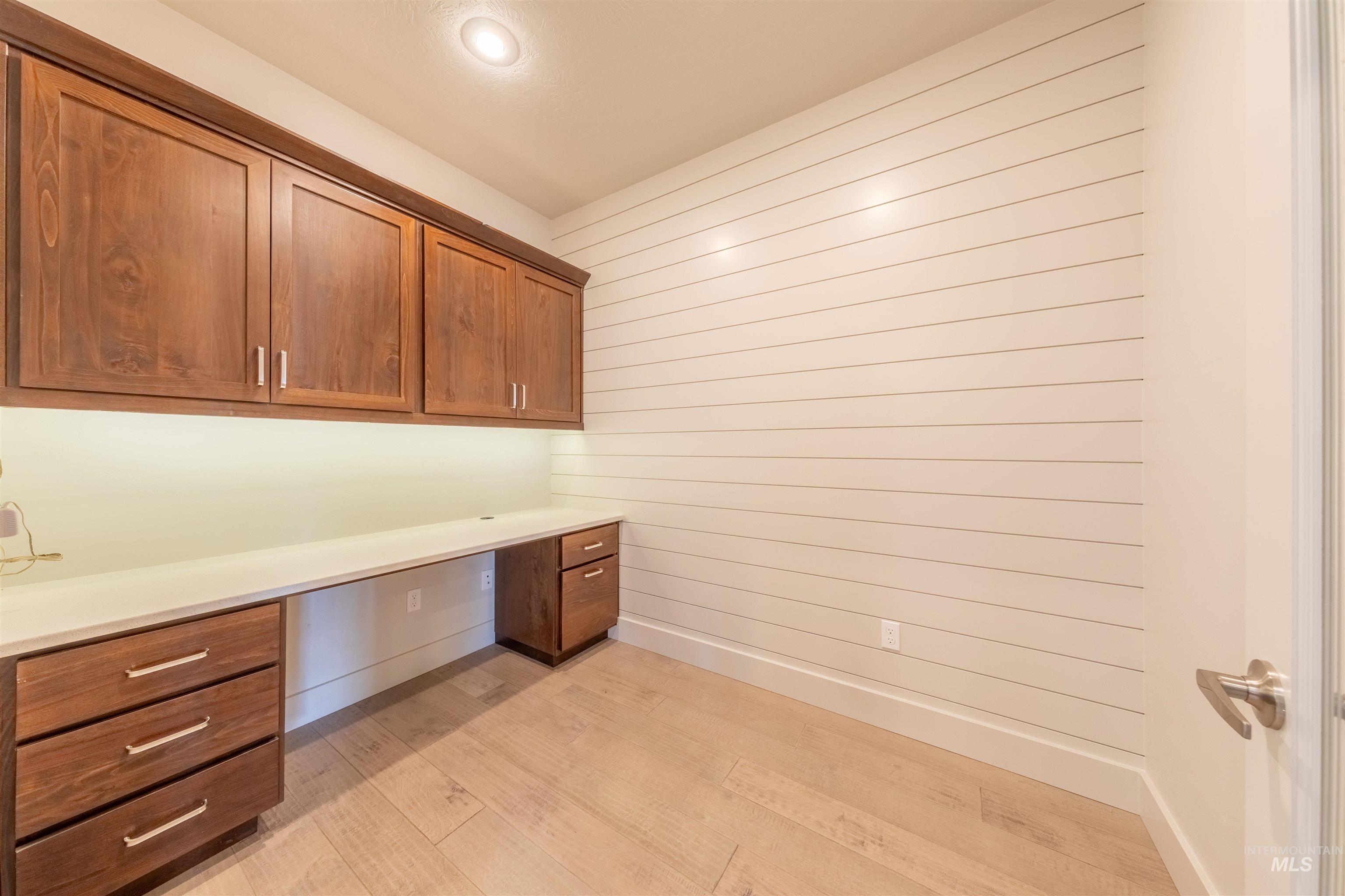 4510 S Gabbro Way, Nampa, Idaho 83686, 3 Bedrooms, 2.5 Bathrooms, Residential For Sale, Price $749,000,MLS 98982906