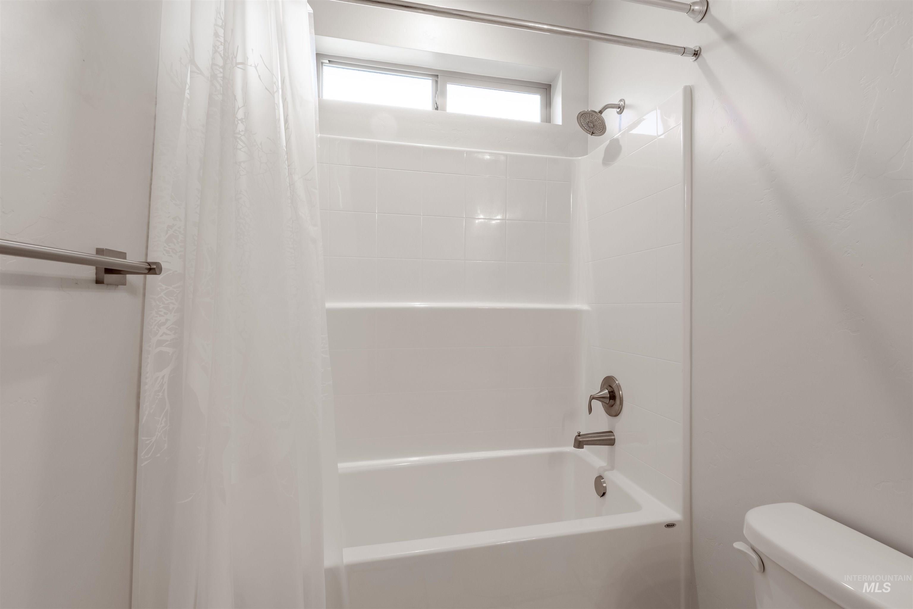 4510 S Gabbro Way, Nampa, Idaho 83686, 3 Bedrooms, 2.5 Bathrooms, Residential For Sale, Price $749,000,MLS 98982906