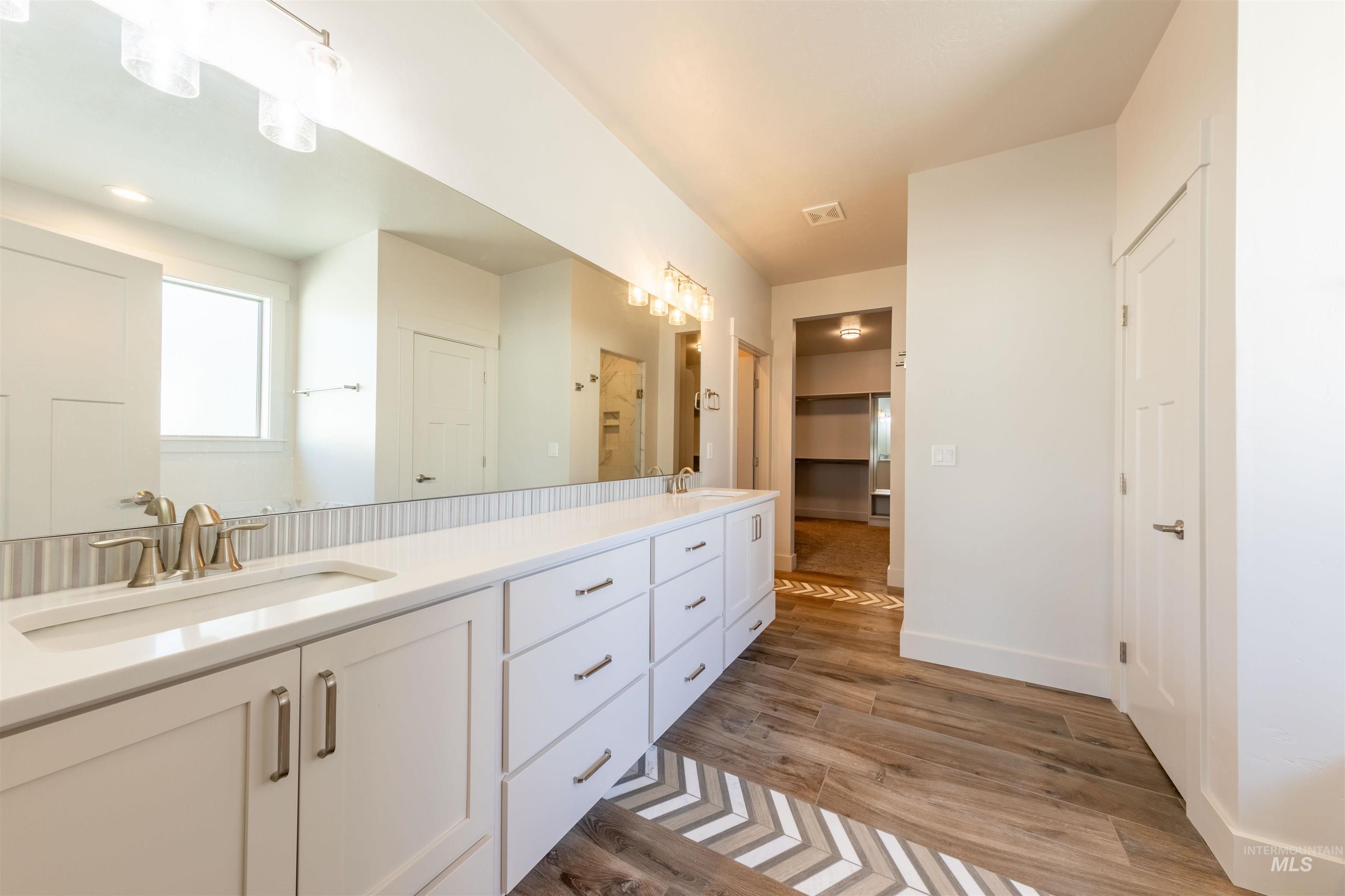 4510 S Gabbro Way, Nampa, Idaho 83686, 3 Bedrooms, 2.5 Bathrooms, Residential For Sale, Price $749,000,MLS 98982906