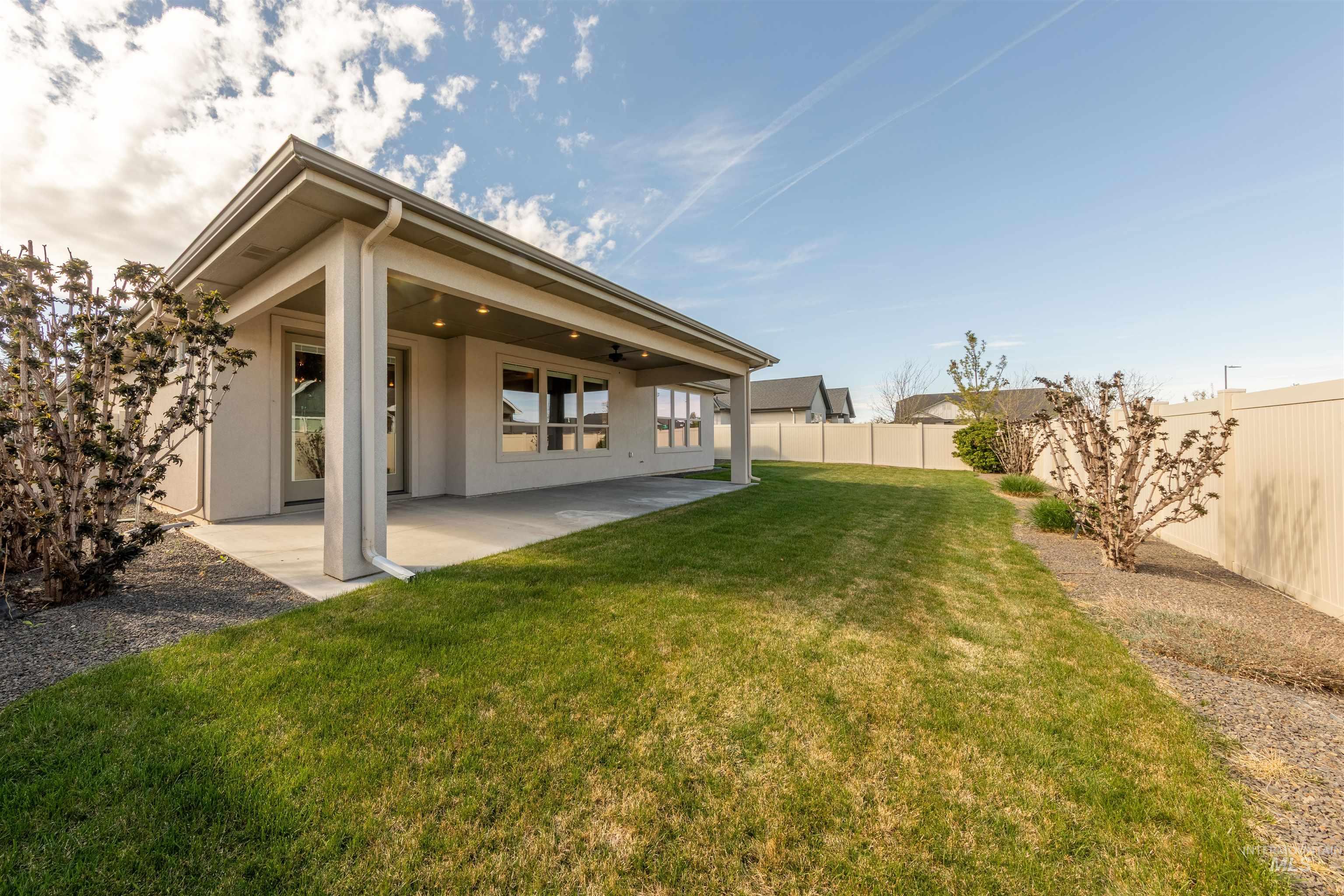4510 S Gabbro Way, Nampa, Idaho 83686, 3 Bedrooms, 2.5 Bathrooms, Residential For Sale, Price $749,000,MLS 98982906