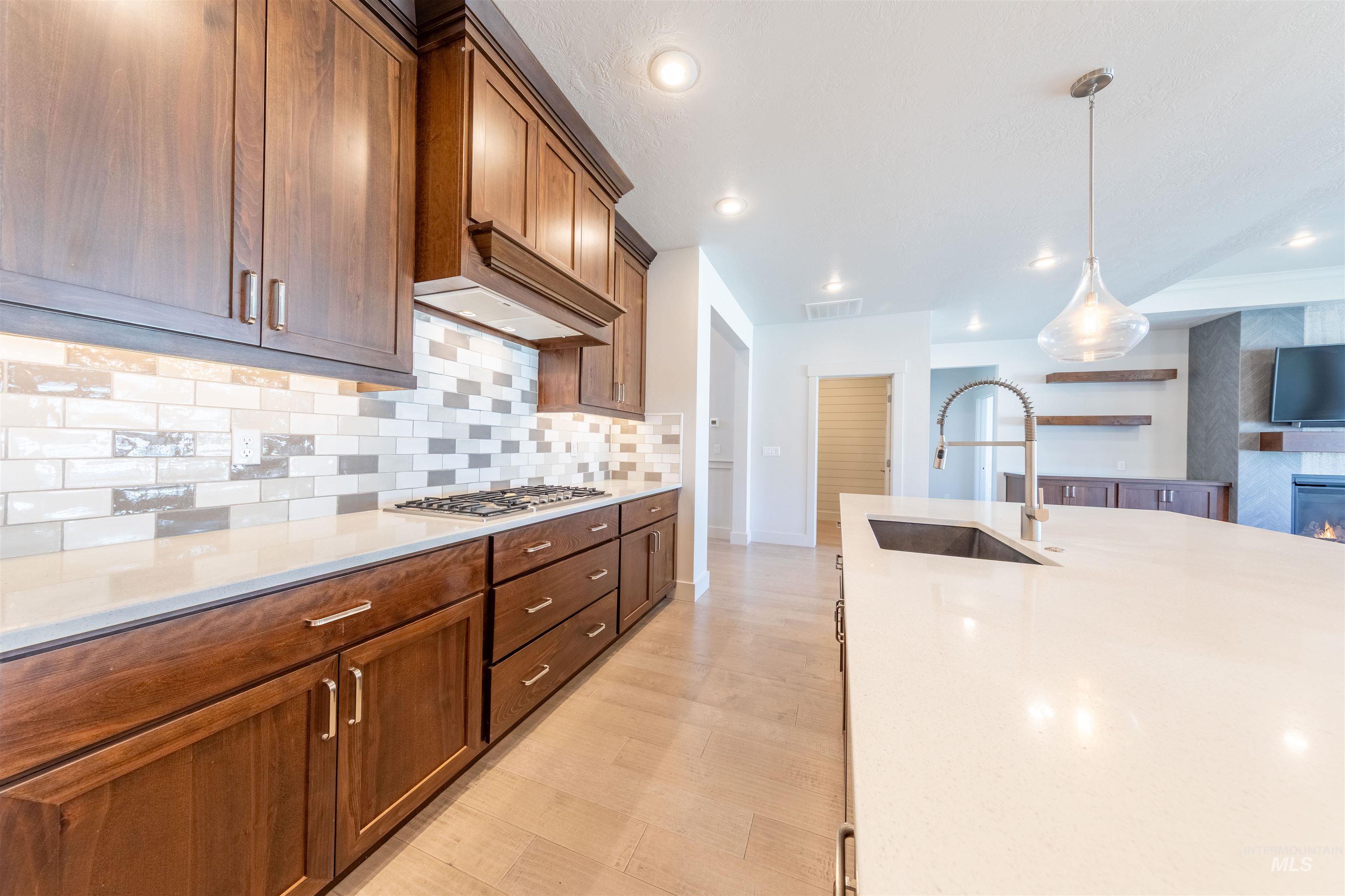 4510 S Gabbro Way, Nampa, Idaho 83686, 3 Bedrooms, 2.5 Bathrooms, Residential For Sale, Price $749,000,MLS 98982906