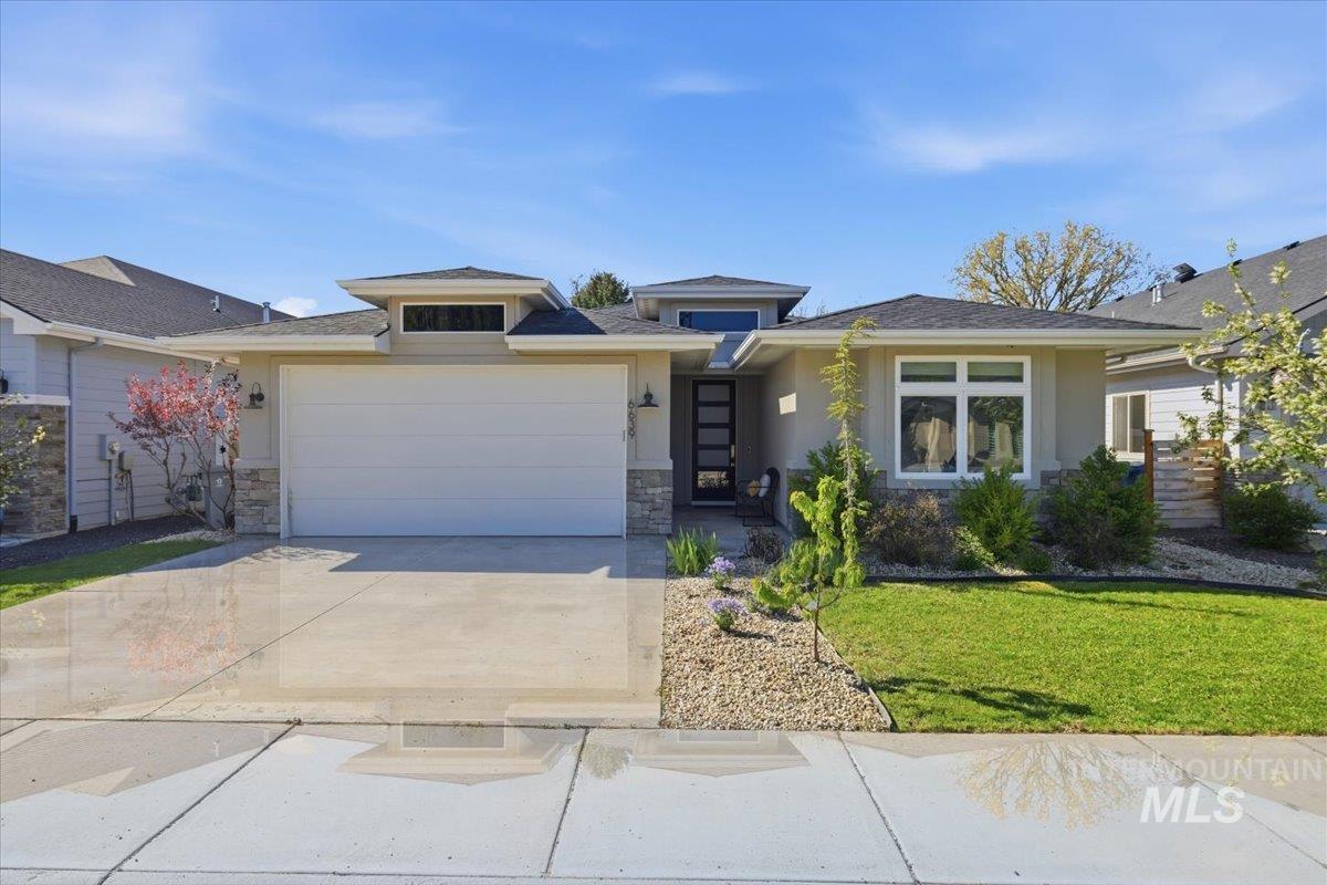 6639 W Hammermill Dr, Boise, Idaho 83714, 3 Bedrooms, 2 Bathrooms, Residential For Sale, Price $685,000, 98982907