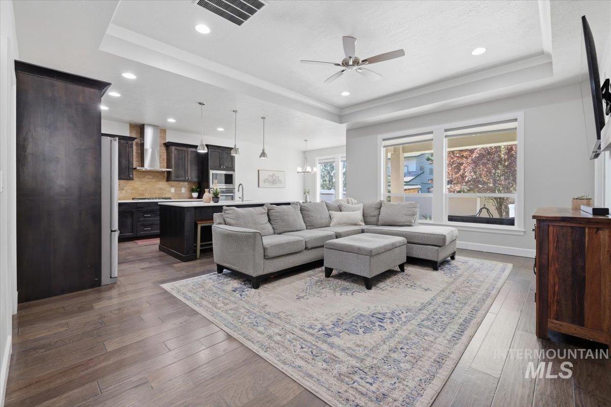 6639 W Hammermill Dr, Boise, Idaho 83714, 3 Bedrooms, 2 Bathrooms, Residential For Sale, Price $685,000, 98982907
