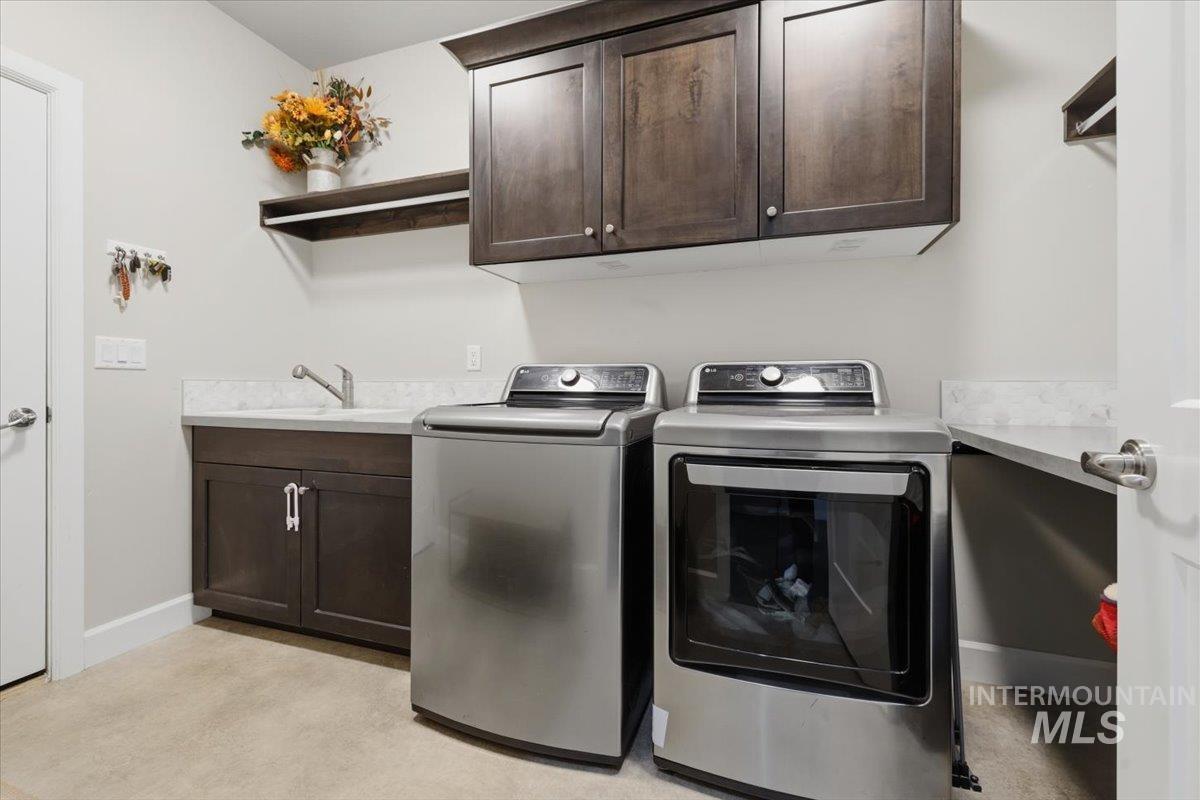 6639 W Hammermill Dr, Boise, Idaho 83714, 3 Bedrooms, 2 Bathrooms, Residential For Sale, Price $700,000,MLS 98982907
