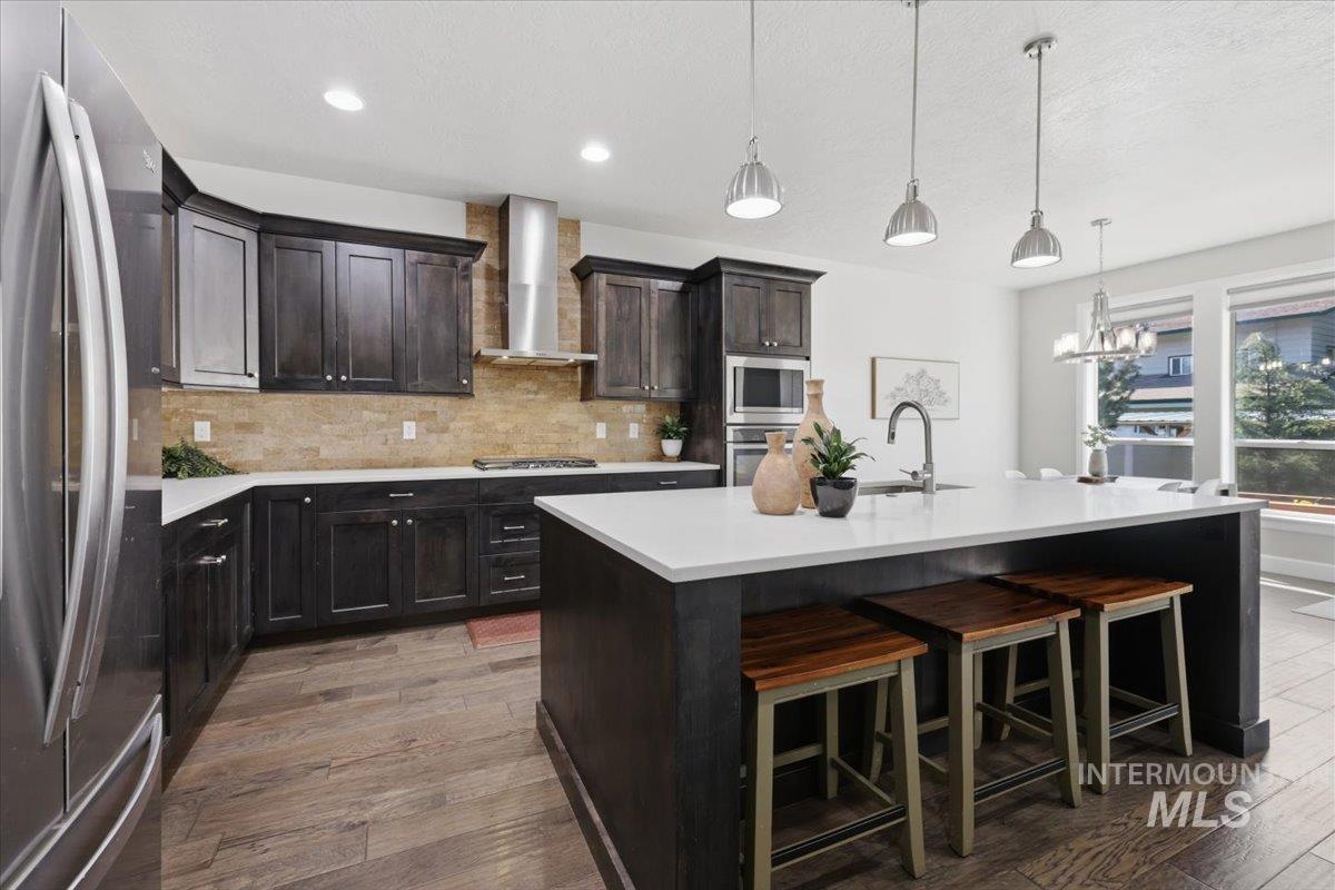 6639 W Hammermill Dr, Boise, Idaho 83714, 3 Bedrooms, 2 Bathrooms, Residential For Sale, Price $700,000,MLS 98982907