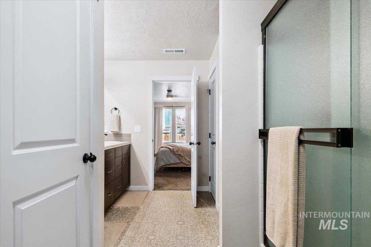 246 W Waukesha St, Meridian, Idaho 83646, 3 Bedrooms, 2 Bathrooms, Residential For Sale, Price $489,000,MLS 98982909