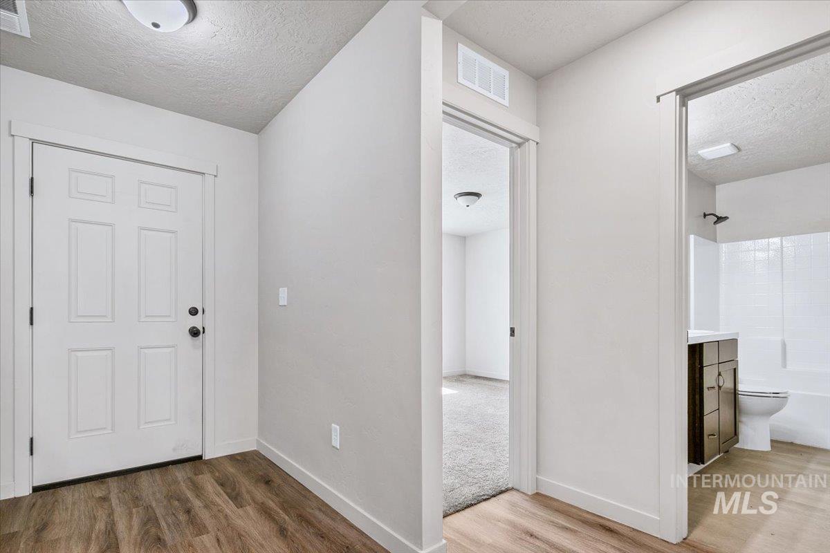 246 W Waukesha St, Meridian, Idaho 83646, 3 Bedrooms, 2 Bathrooms, Residential For Sale, Price $489,000,MLS 98982909