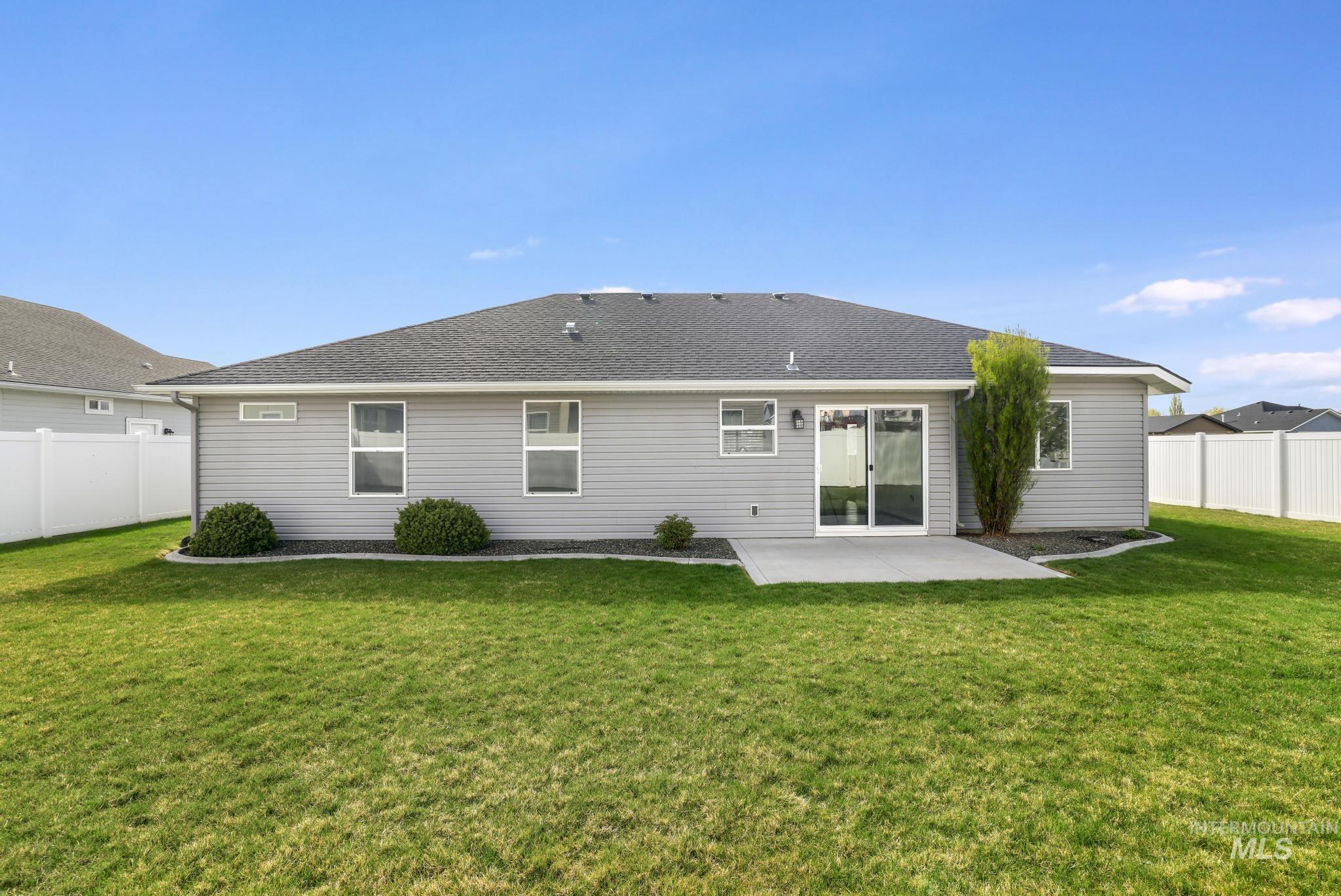 2384 Homestead St, Twin Falls, Idaho 83301, 3 Bedrooms, 2 Bathrooms, Residential For Sale, Price $395,000, 98982910