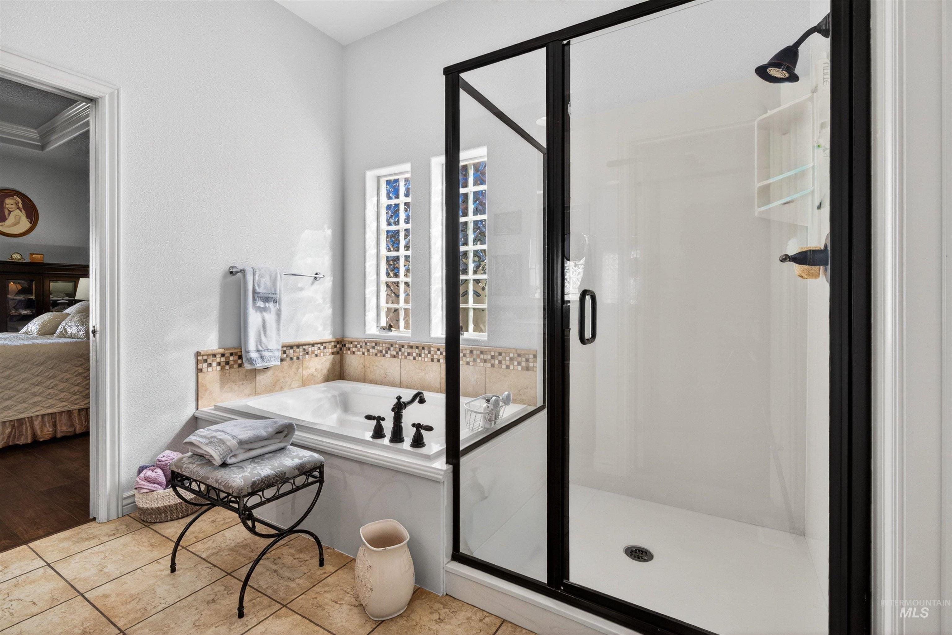 5416 N Forbes Avenue, Boise, Idaho 83713-5250, 3 Bedrooms, 3 Bathrooms, Residential For Sale, Price $750,000,MLS 98982911