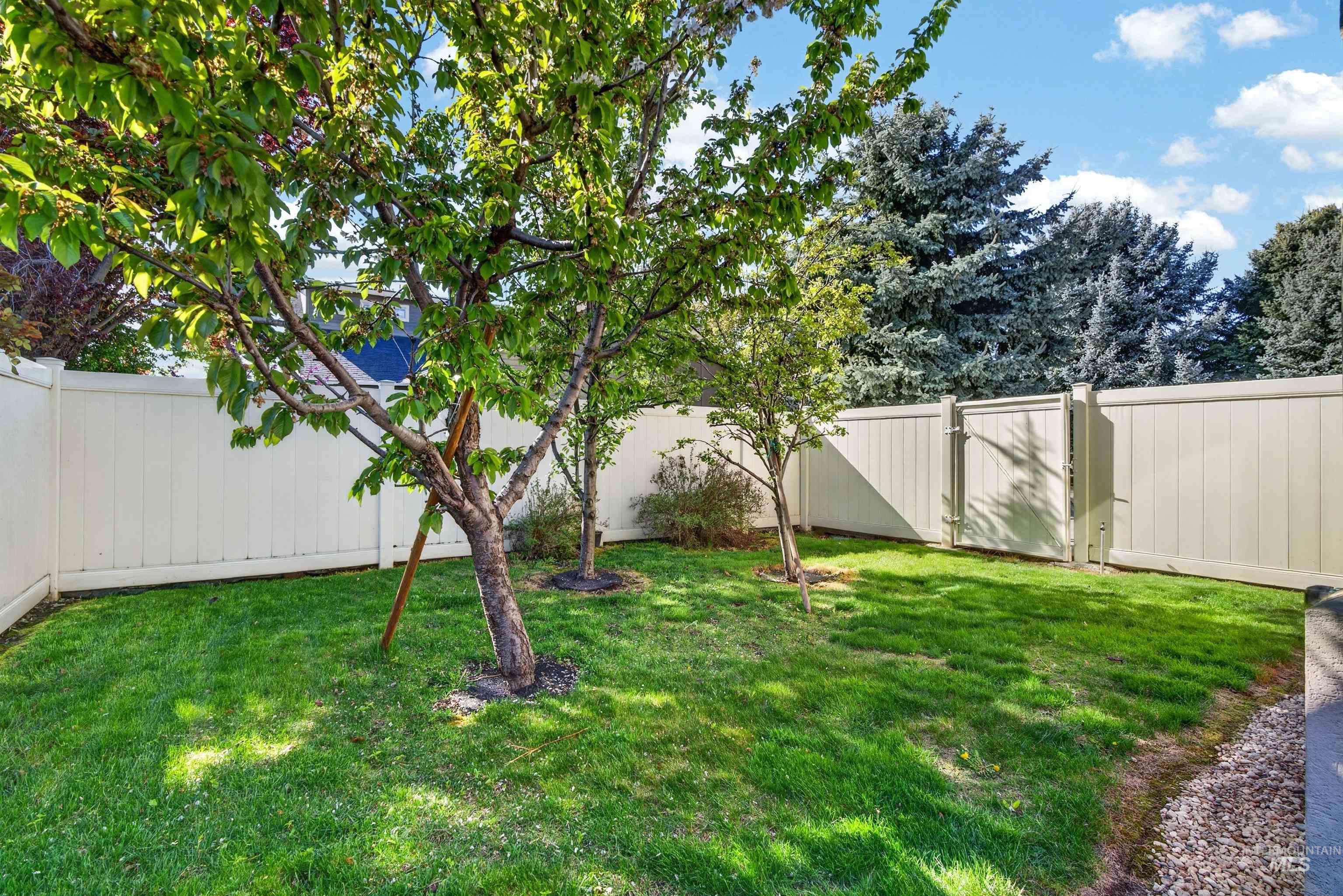 5416 N Forbes Avenue, Boise, Idaho 83713-5250, 3 Bedrooms, 3 Bathrooms, Residential For Sale, Price $750,000,MLS 98982911