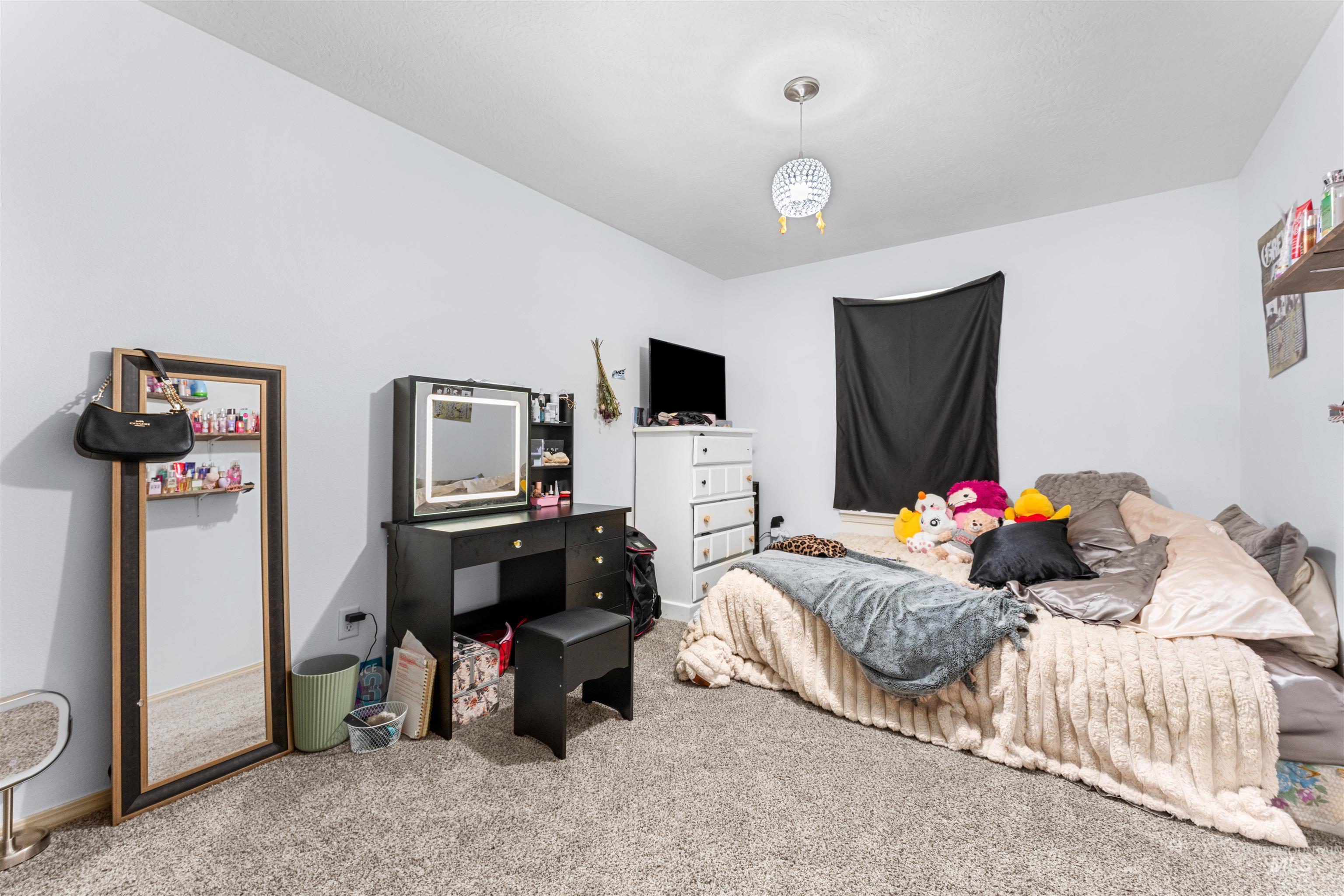 326 W Playground, Kuna, Idaho 83634, 3 Bedrooms, 2 Bathrooms, Residential For Sale, Price $395,000, 98982912