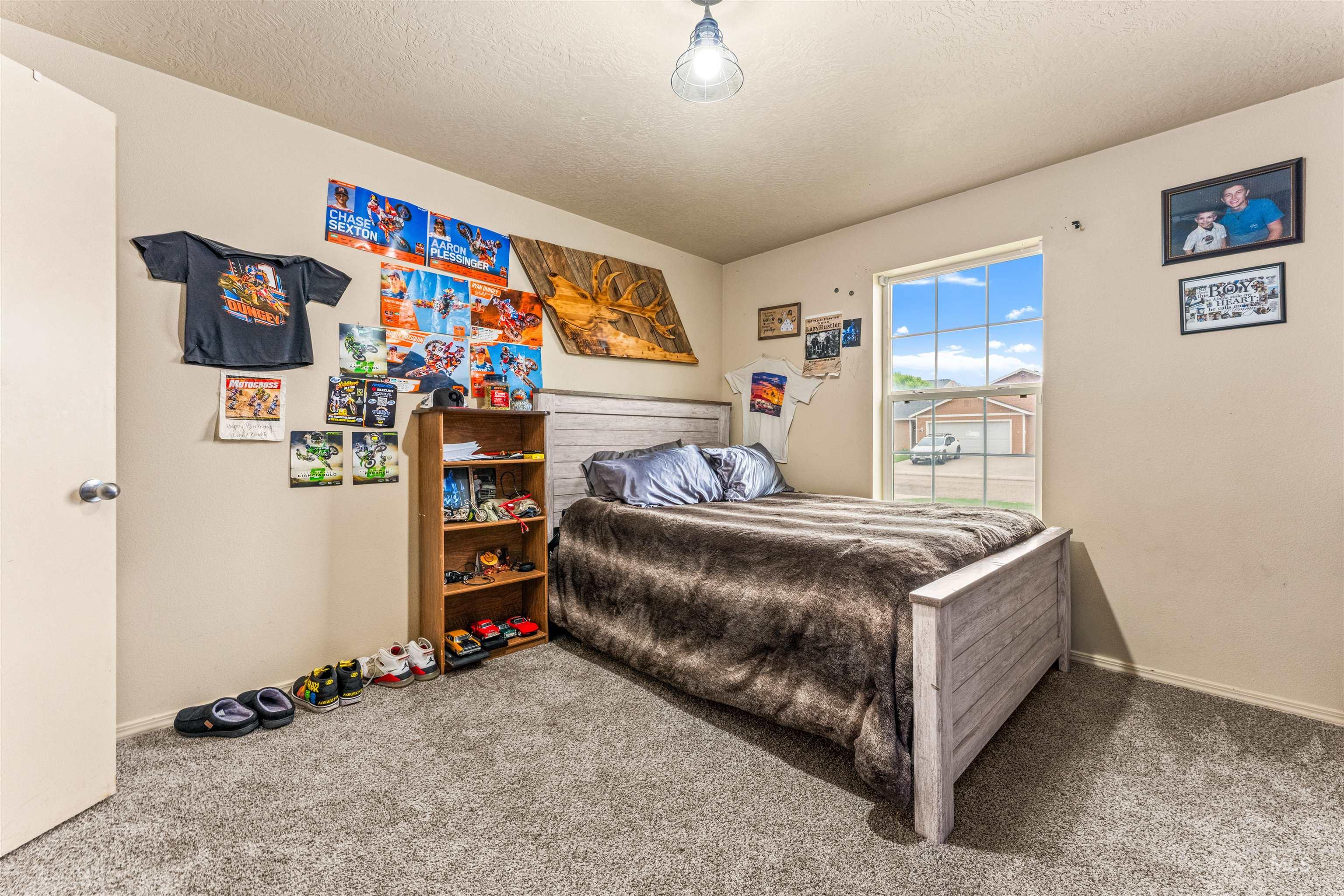 326 W Playground, Kuna, Idaho 83634, 3 Bedrooms, 2 Bathrooms, Residential For Sale, Price $395,000, 98982912